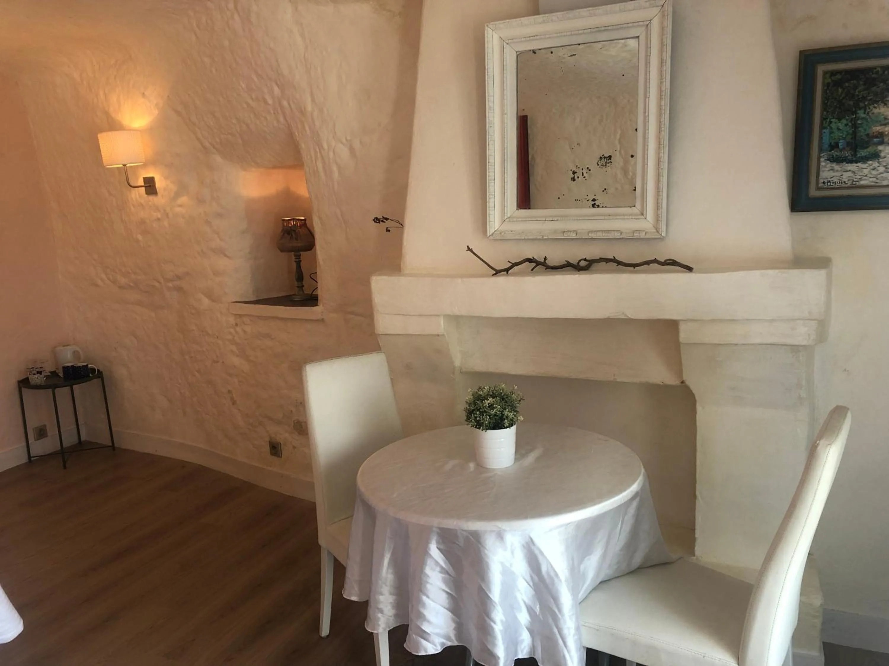 Logis Hôtels Troglododo