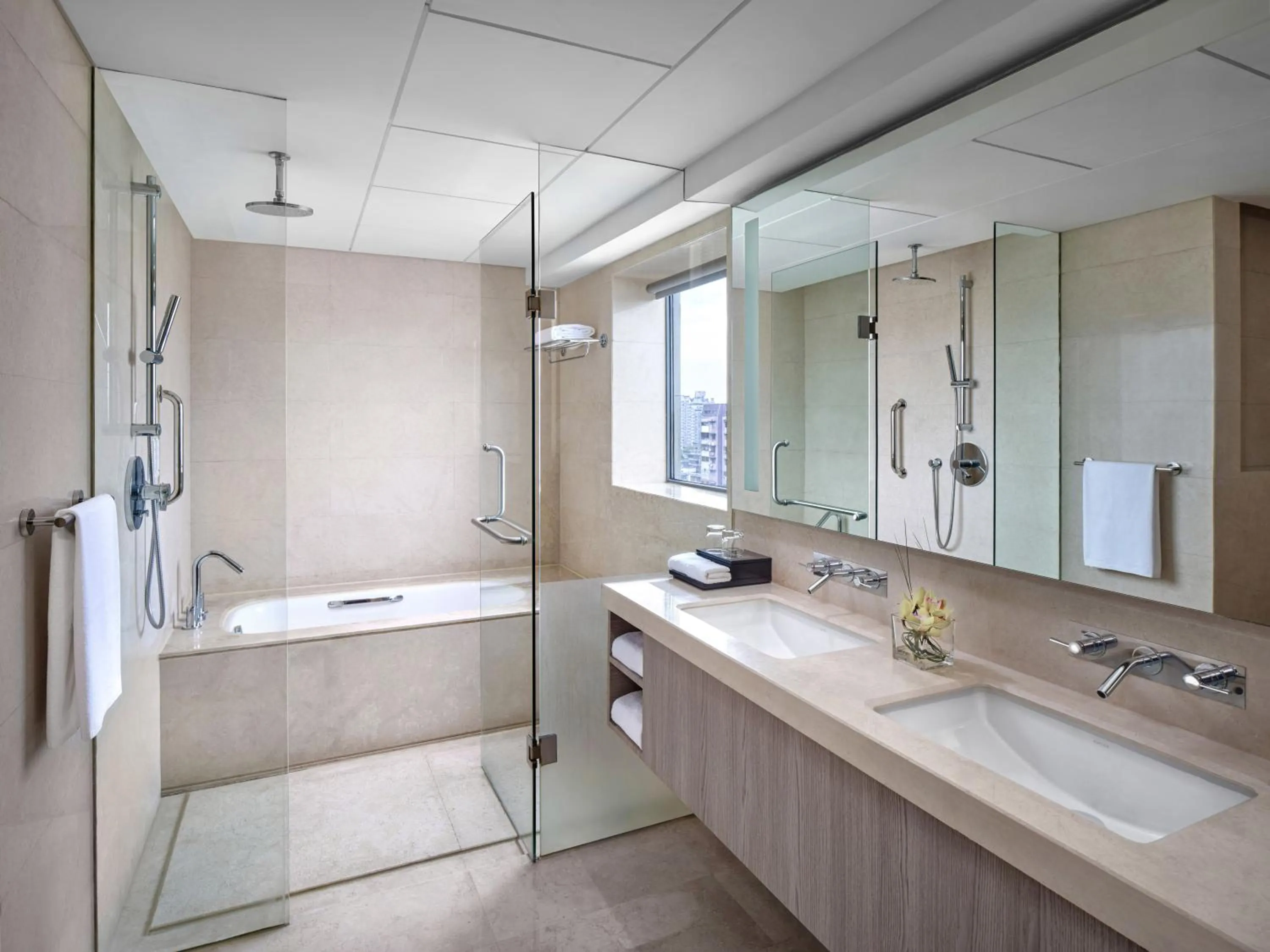 Bathroom in Cordis, Foshan, Lingnan Tiandi