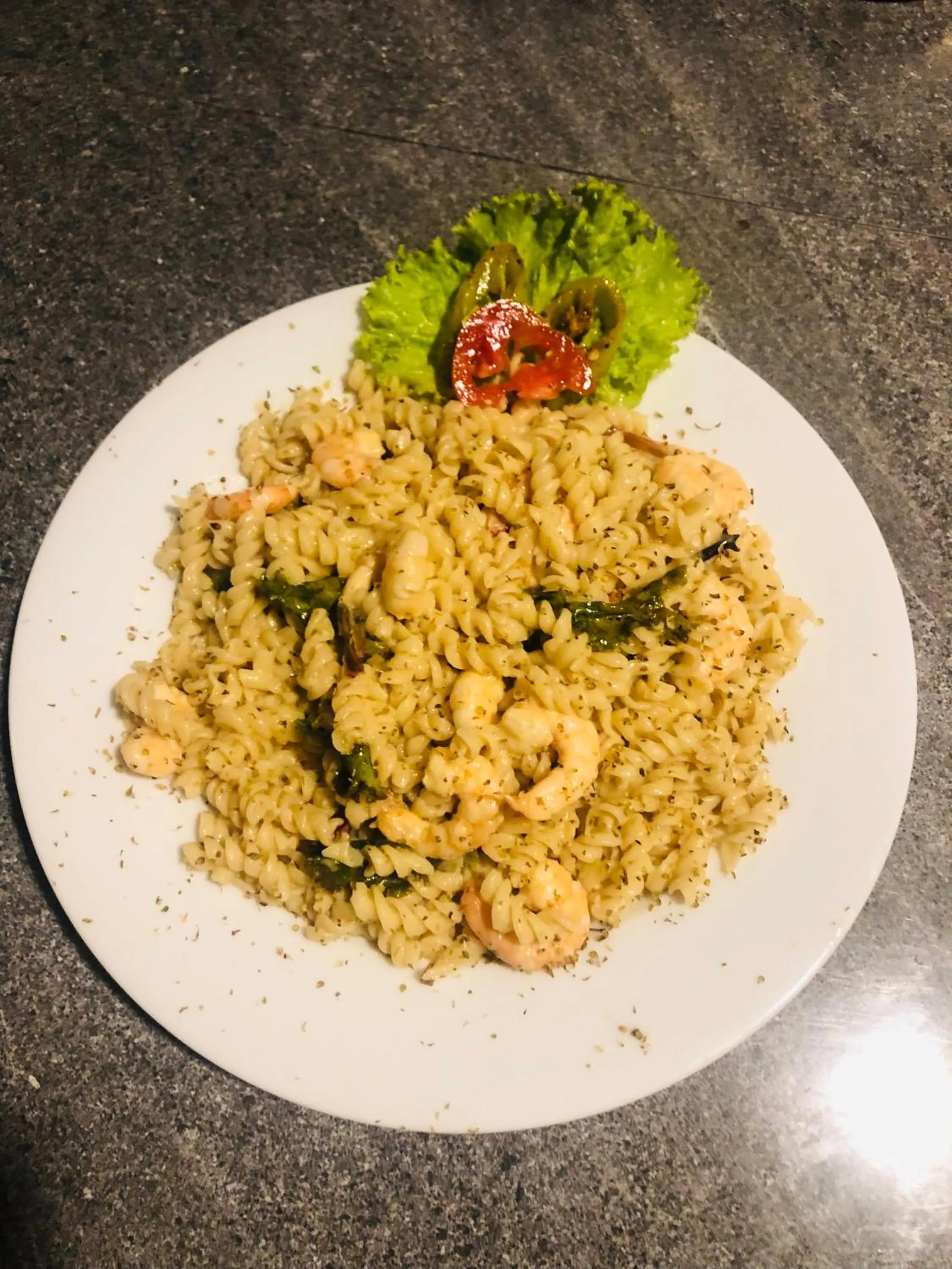 Restaurant/places to eat in Hotel Hemadan