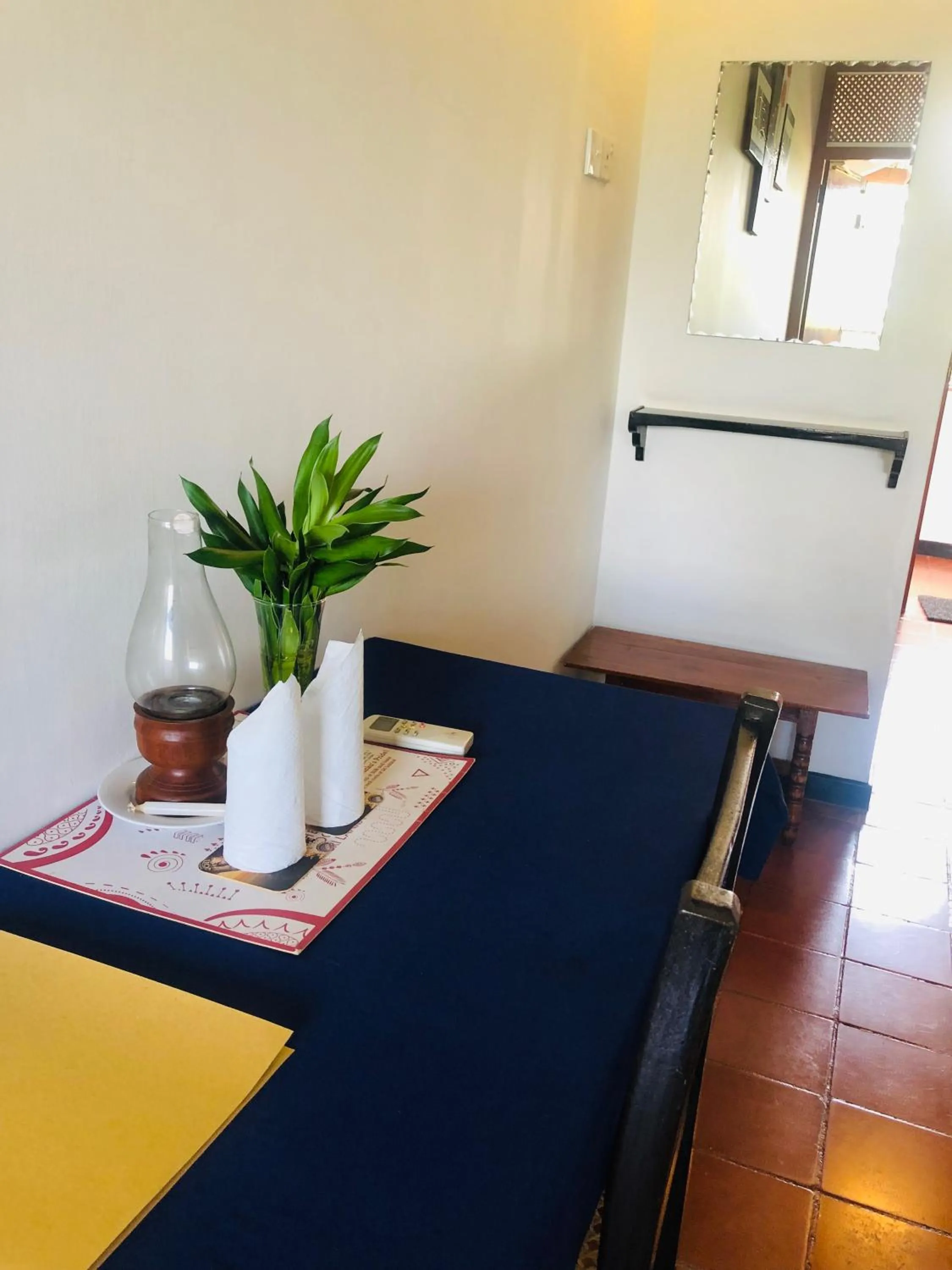 Seating area in Hotel Hemadan