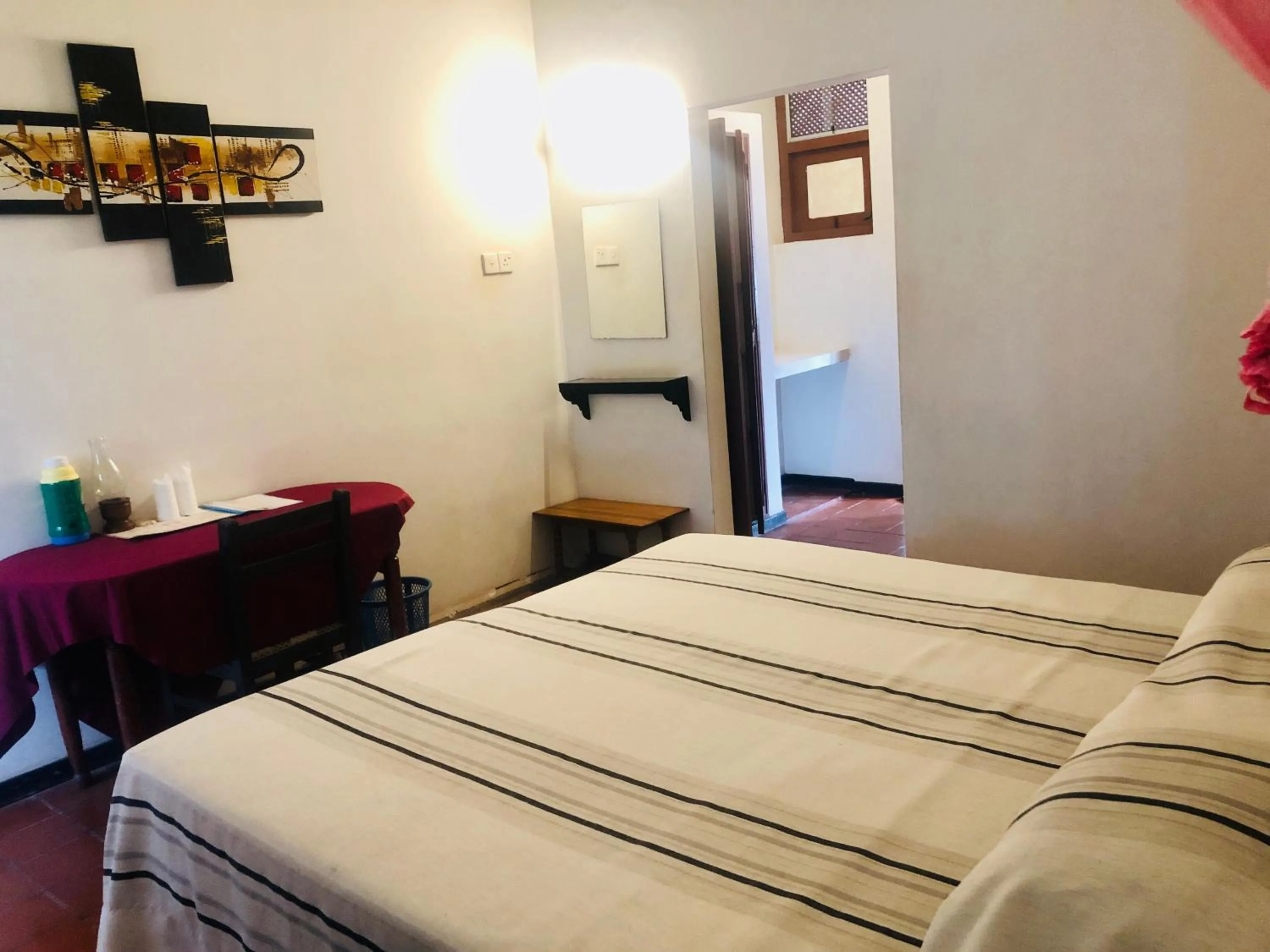 Bed in Hotel Hemadan