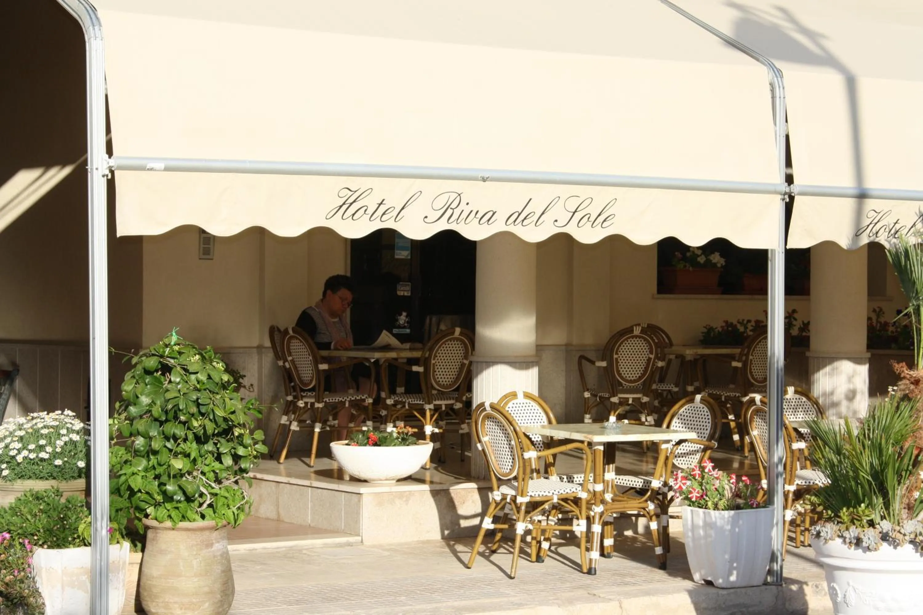 Facade/entrance in Hotel Riva Del Sole
