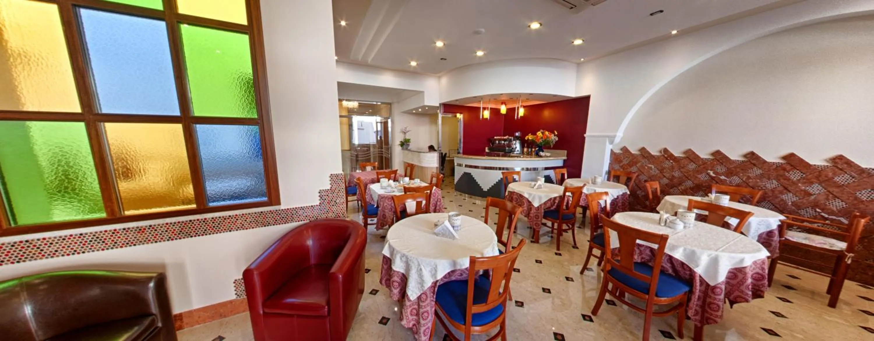 Lounge or bar in Hotel Riva Del Sole