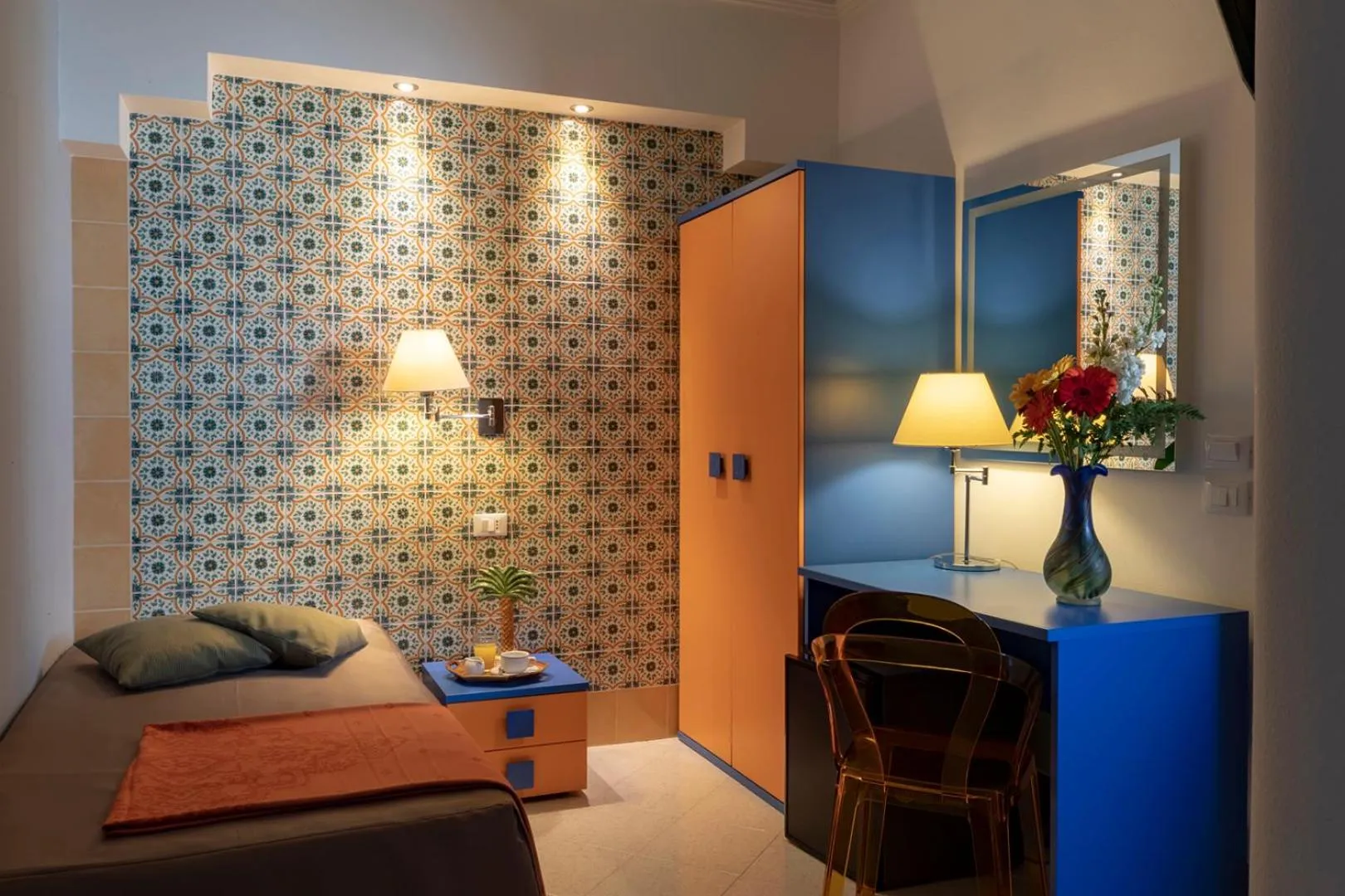 Photo of the whole room in Hotel Riva Del Sole