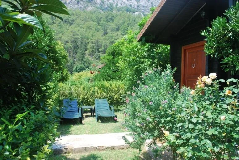 Garden in Portalimo Lodge Hotel - Adult Only +12