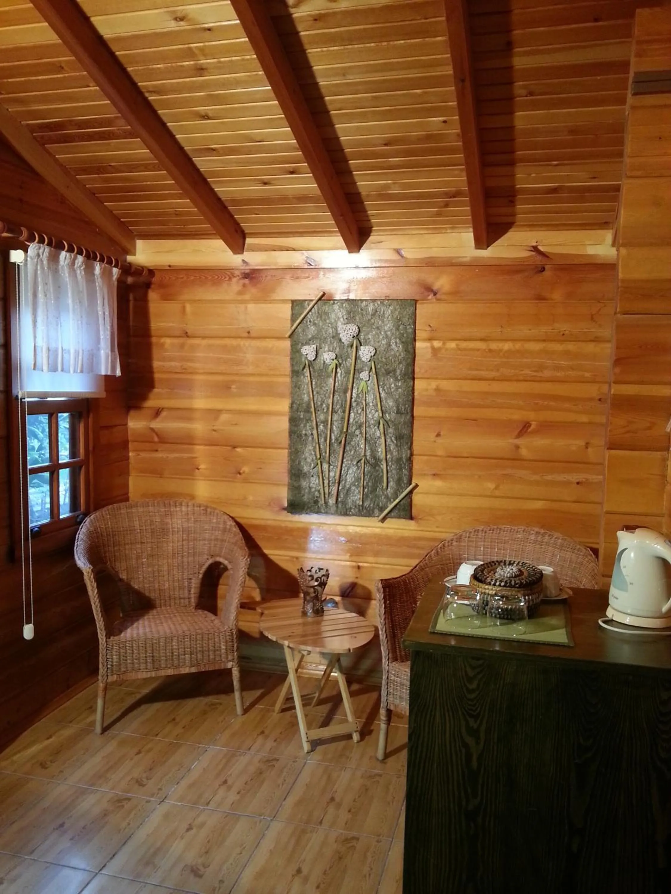 Day in Portalimo Lodge Hotel - Adult Only +12