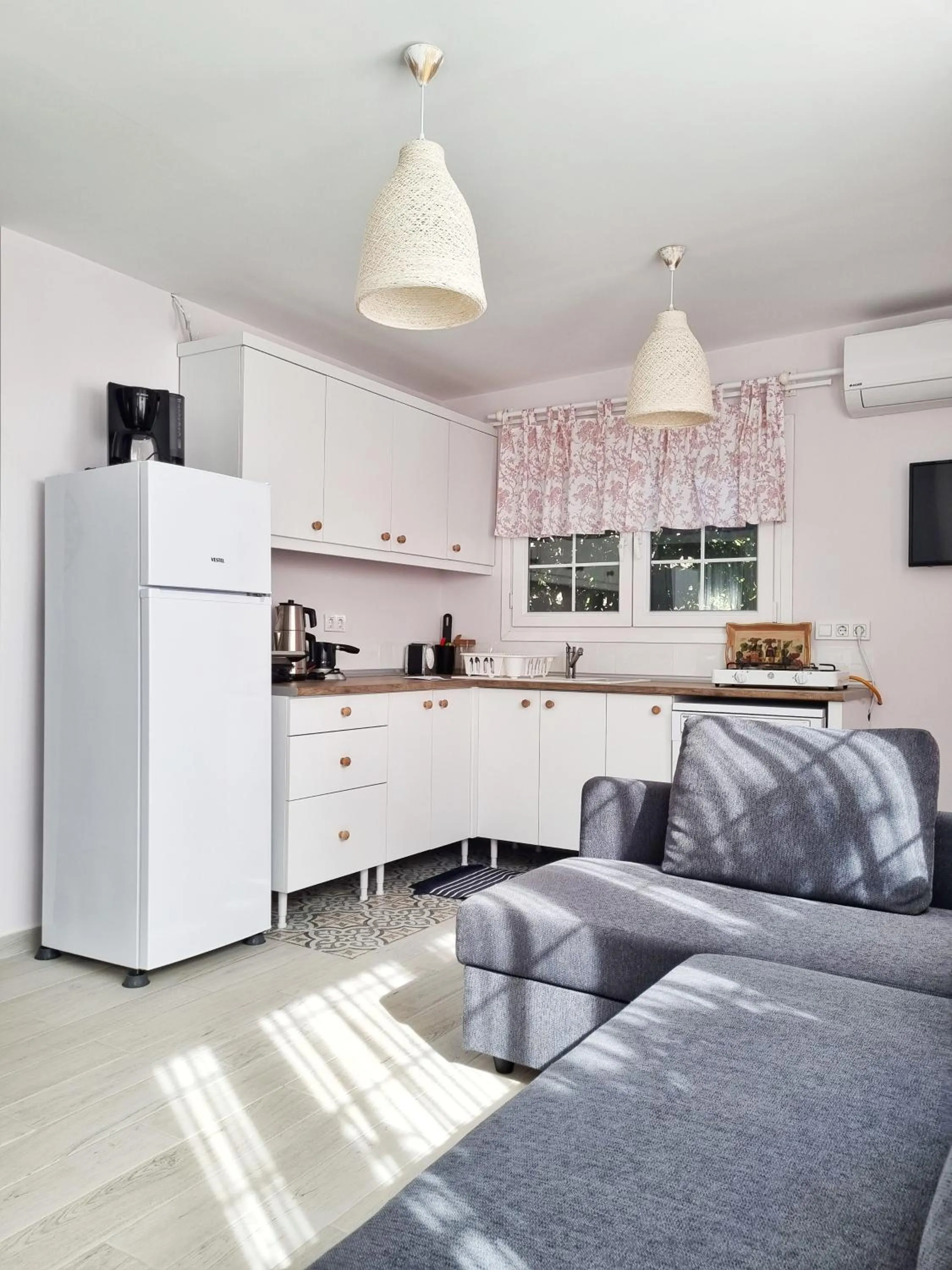 TV and multimedia in Portalimo Lodge Hotel - Adult Only +12