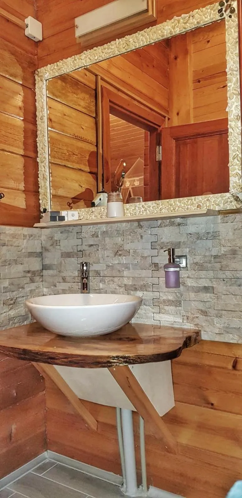 Bathroom in Portalimo Lodge Hotel - Adult Only +12