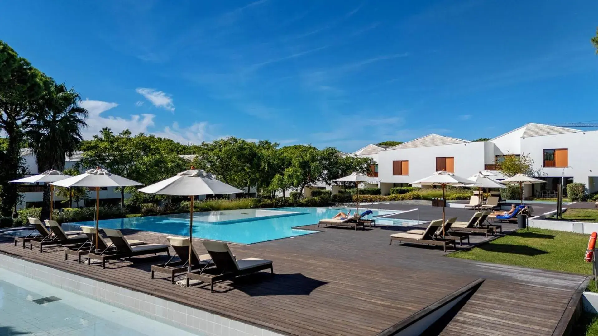 Three-Bedroom Terrace in Pine Cliffs Village Three-Bedroom Terrace in Pine Cliffs Village