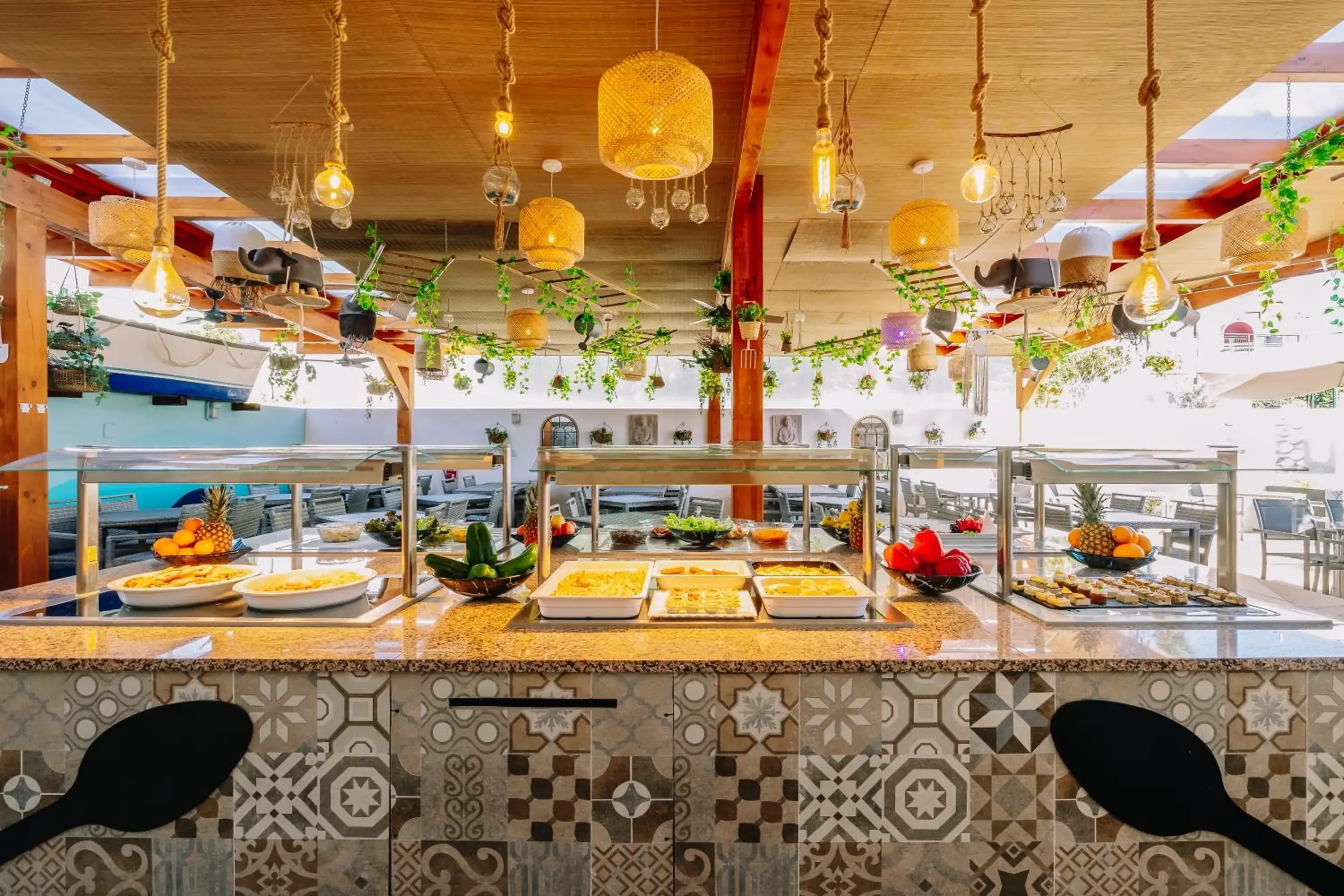 Restaurant/places to eat in Grand Muthu Forte Da Oura Restaurant/places to eat in Grand Muthu Forte Da Oura