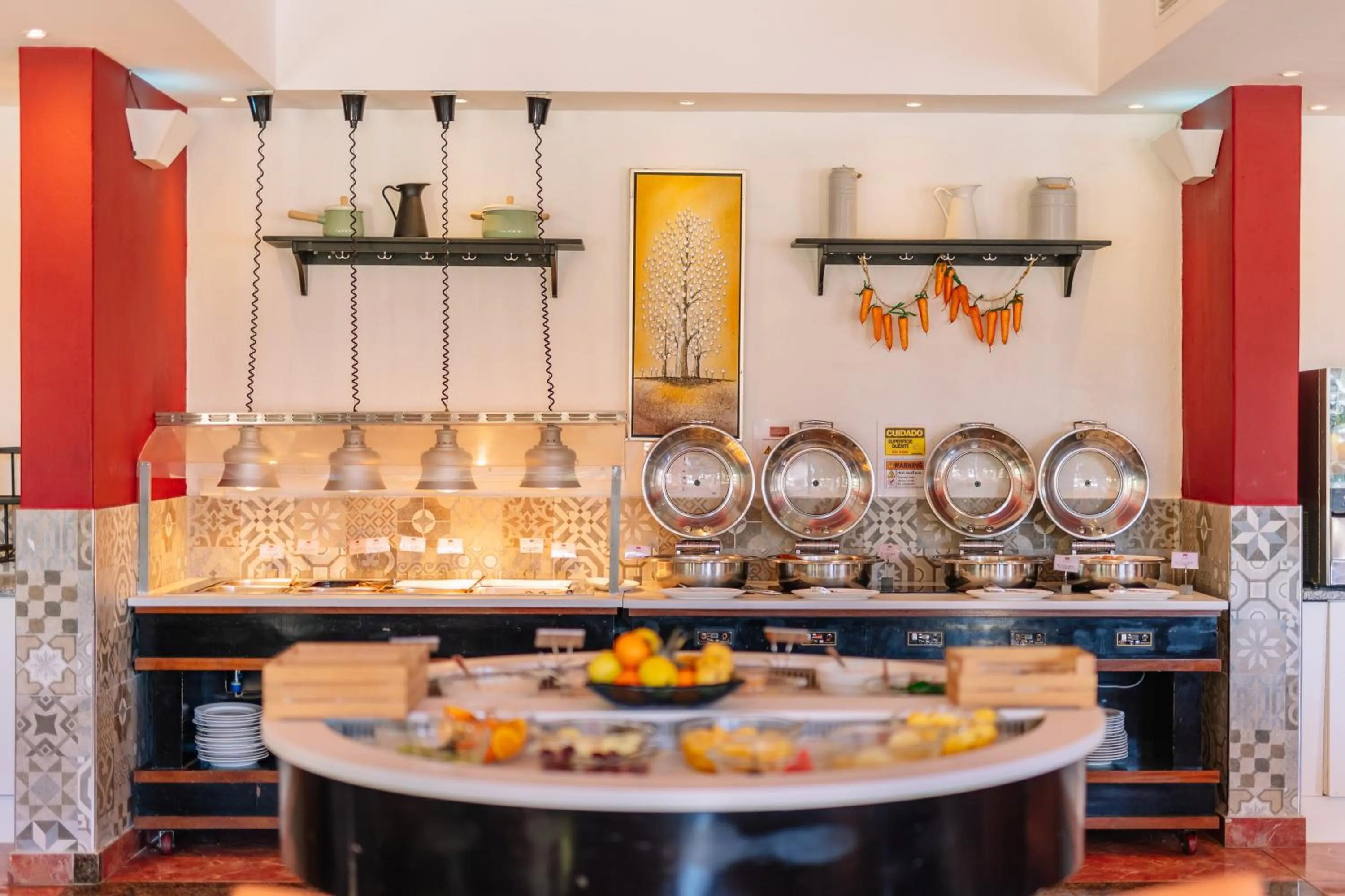 Restaurant/places to eat in Grand Muthu Forte Da Oura