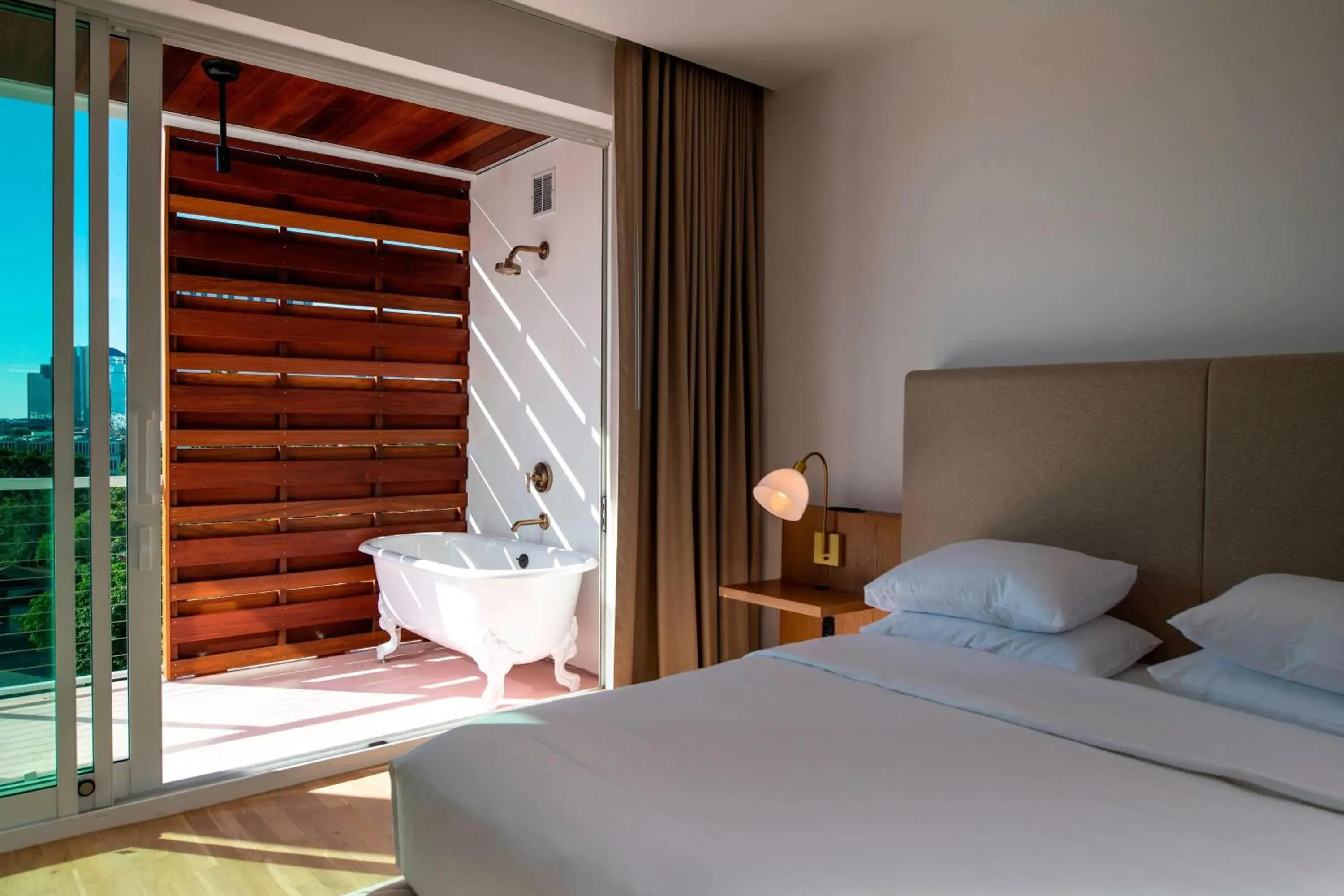 Photo of the whole room, Bed in The Sarasota Modern, a Tribute Portfolio Hotel Photo of the whole room, Bed in The Sarasota Modern, a Tribute Portfolio Hotel