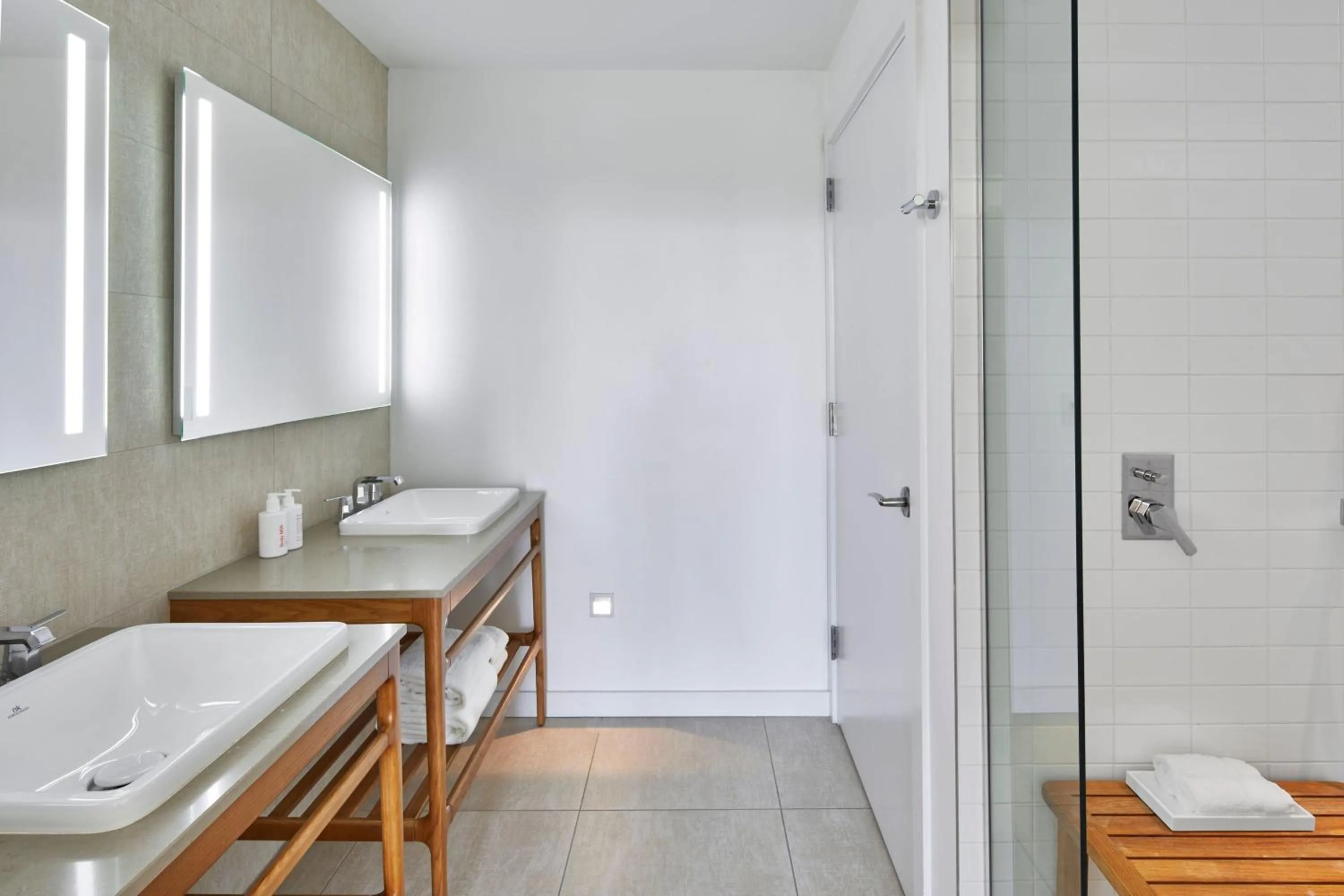 Bathroom in The Sarasota Modern, a Tribute Portfolio Hotel