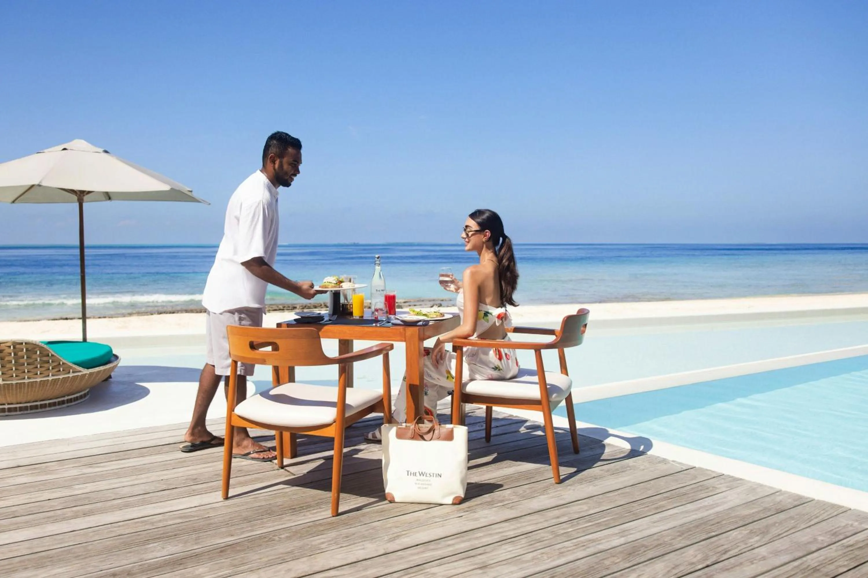Restaurant/places to eat in The Westin Maldives Miriandhoo Resort