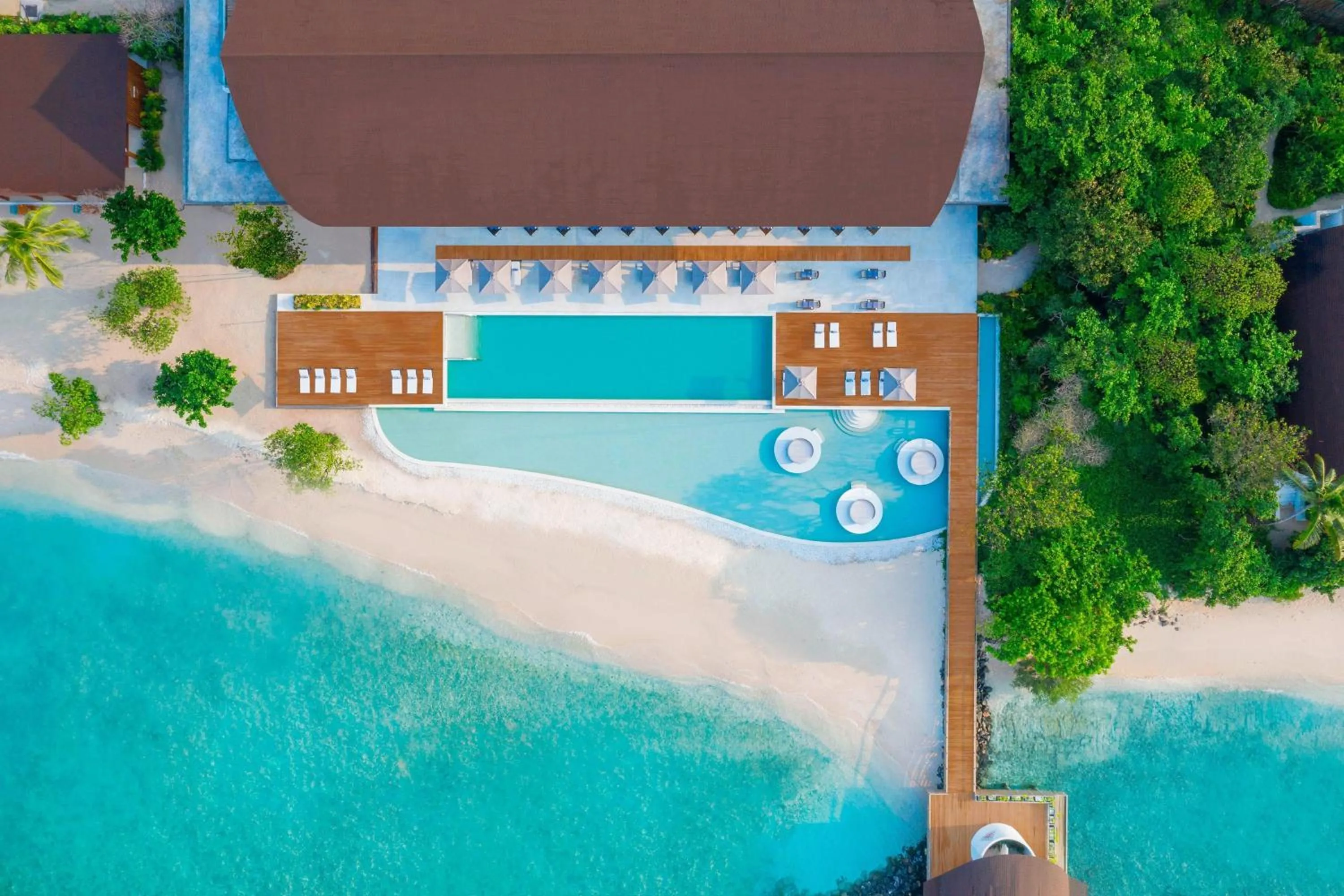 Swimming pool in The Westin Maldives Miriandhoo Resort