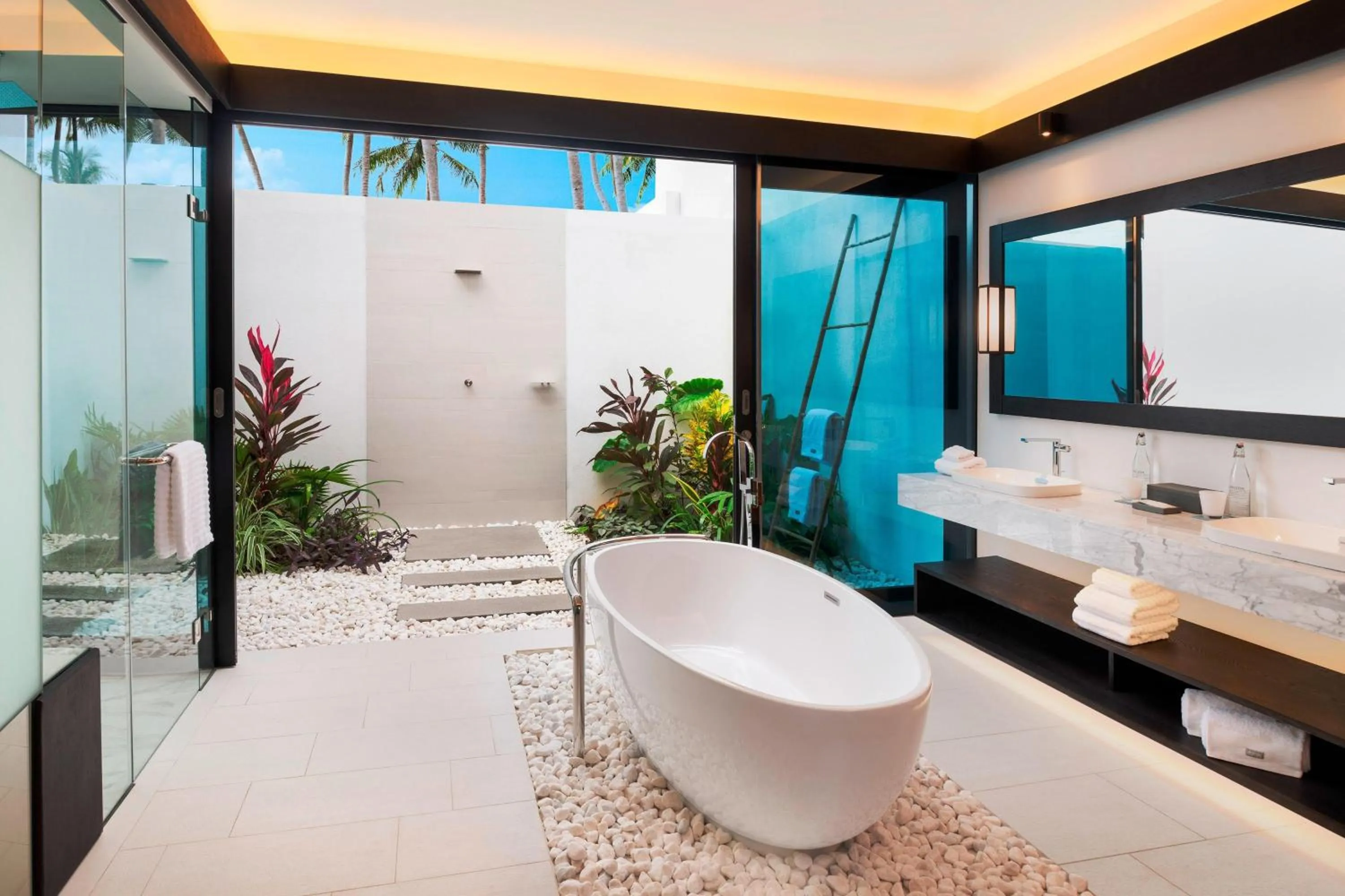 Bathroom in The Westin Maldives Miriandhoo Resort