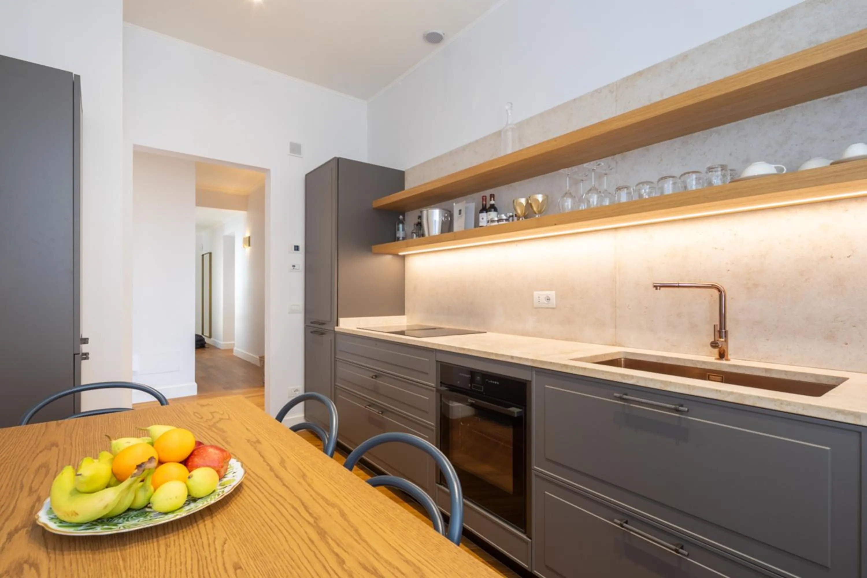 Kitchen or kitchenette in Corte Calzaiuoli Elegant Suites