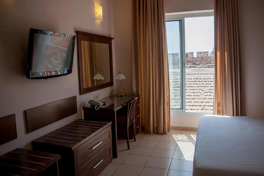 View (from property/room), Bed in Gloria Hotel