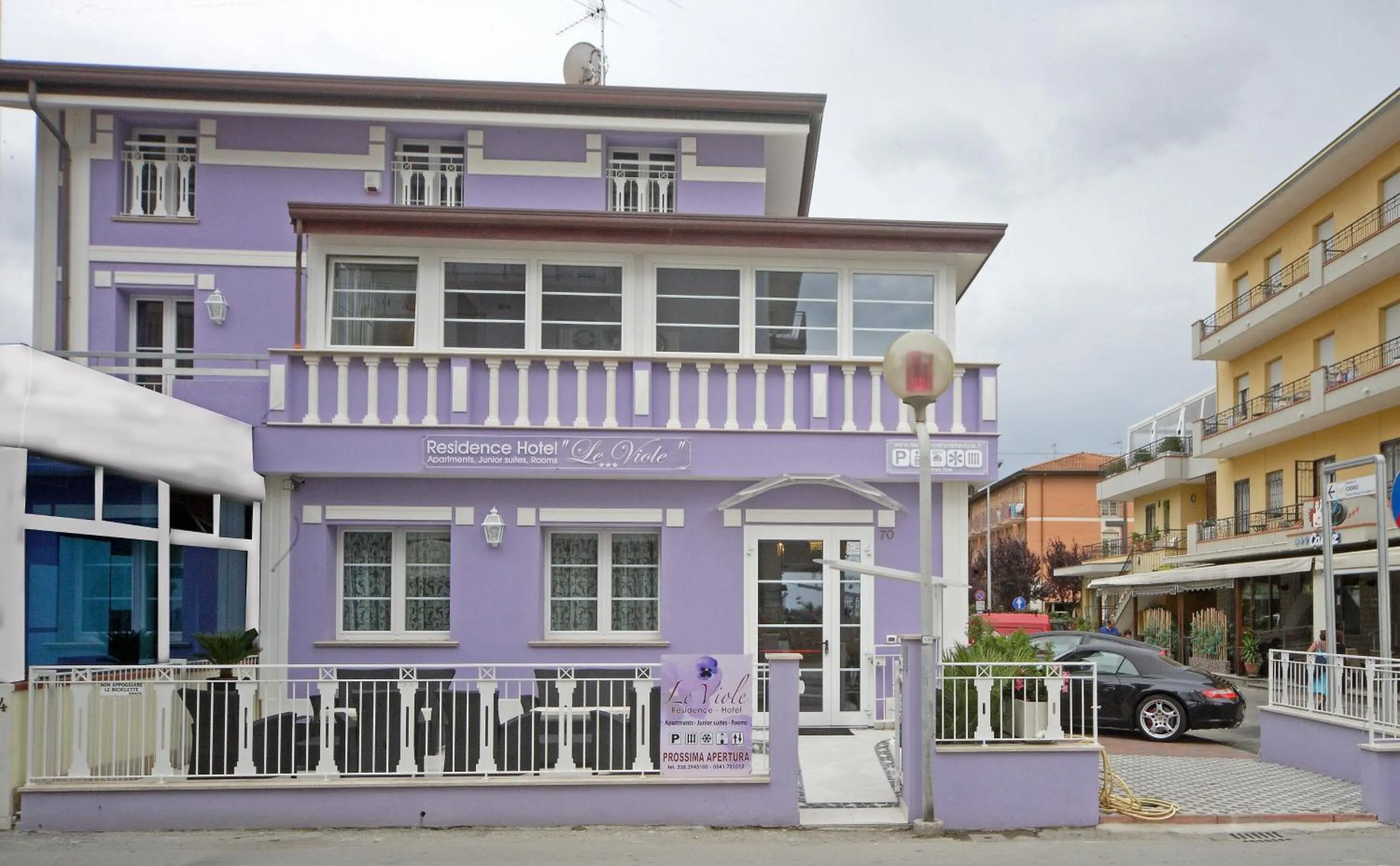 Facade/entrance in Residence Hotel Le Viole
