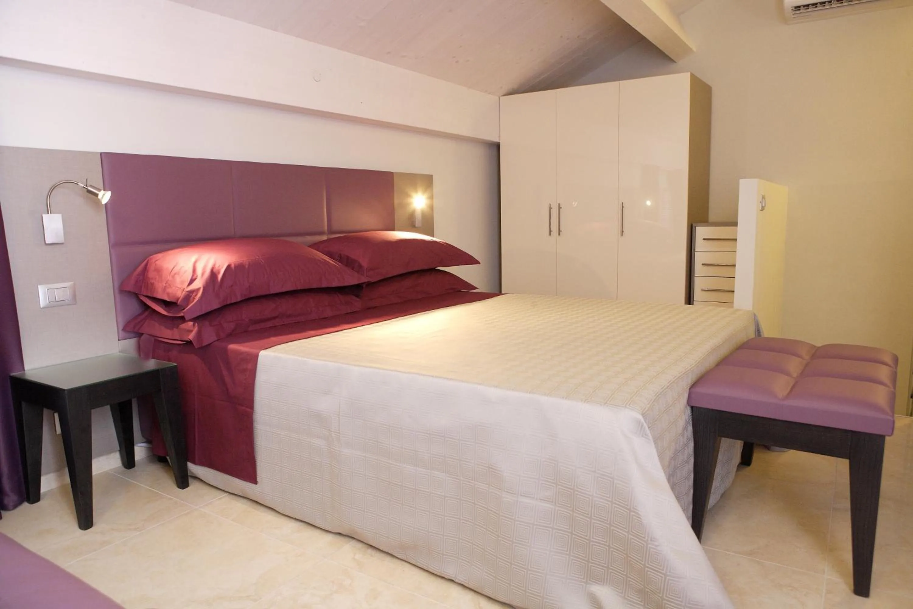 Bed in Residence Hotel Le Viole