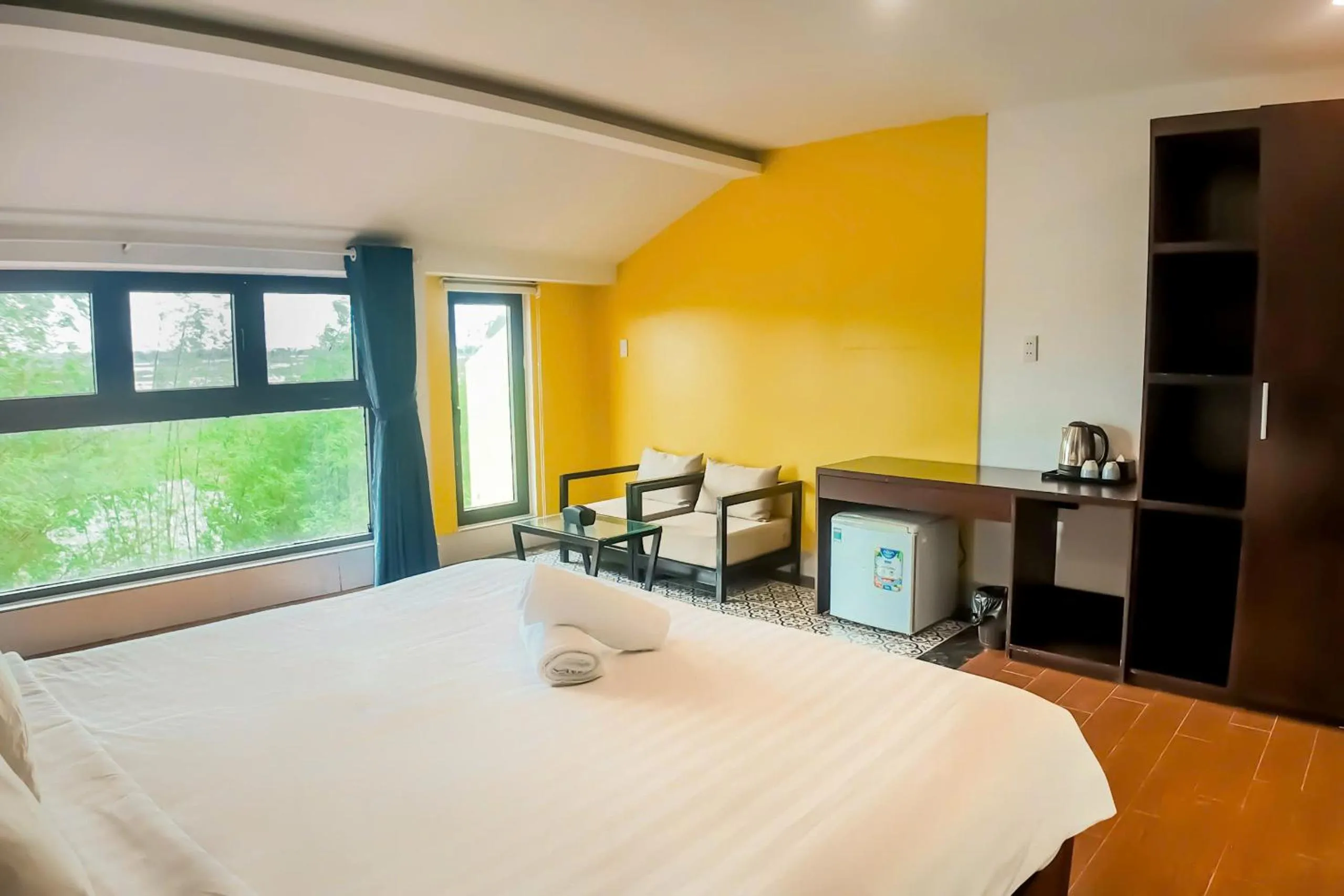 Bed in The Cuckoo's Nest Hostel and Bar managed by Hoianese