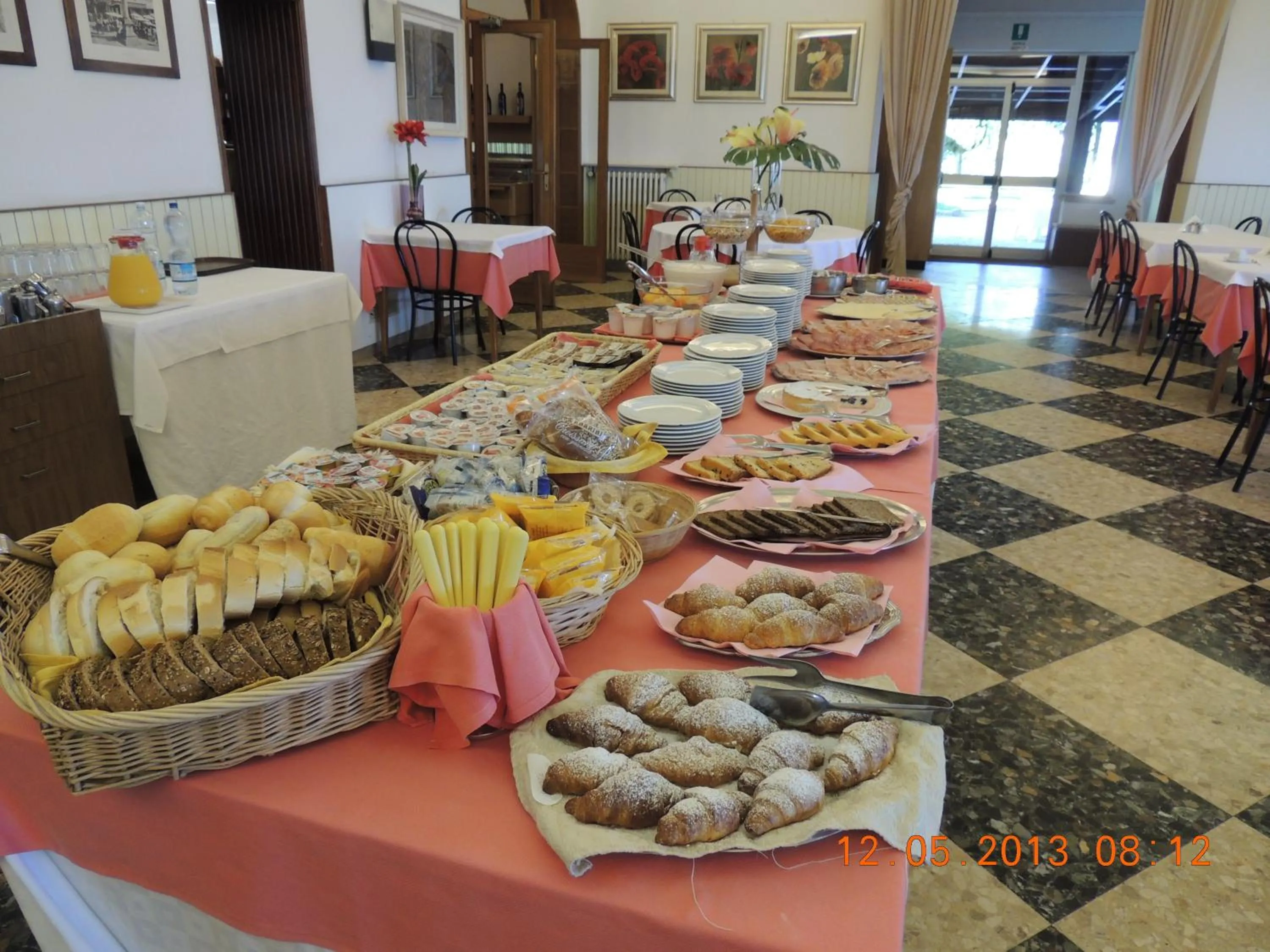 Breakfast in Hotel Gasparina