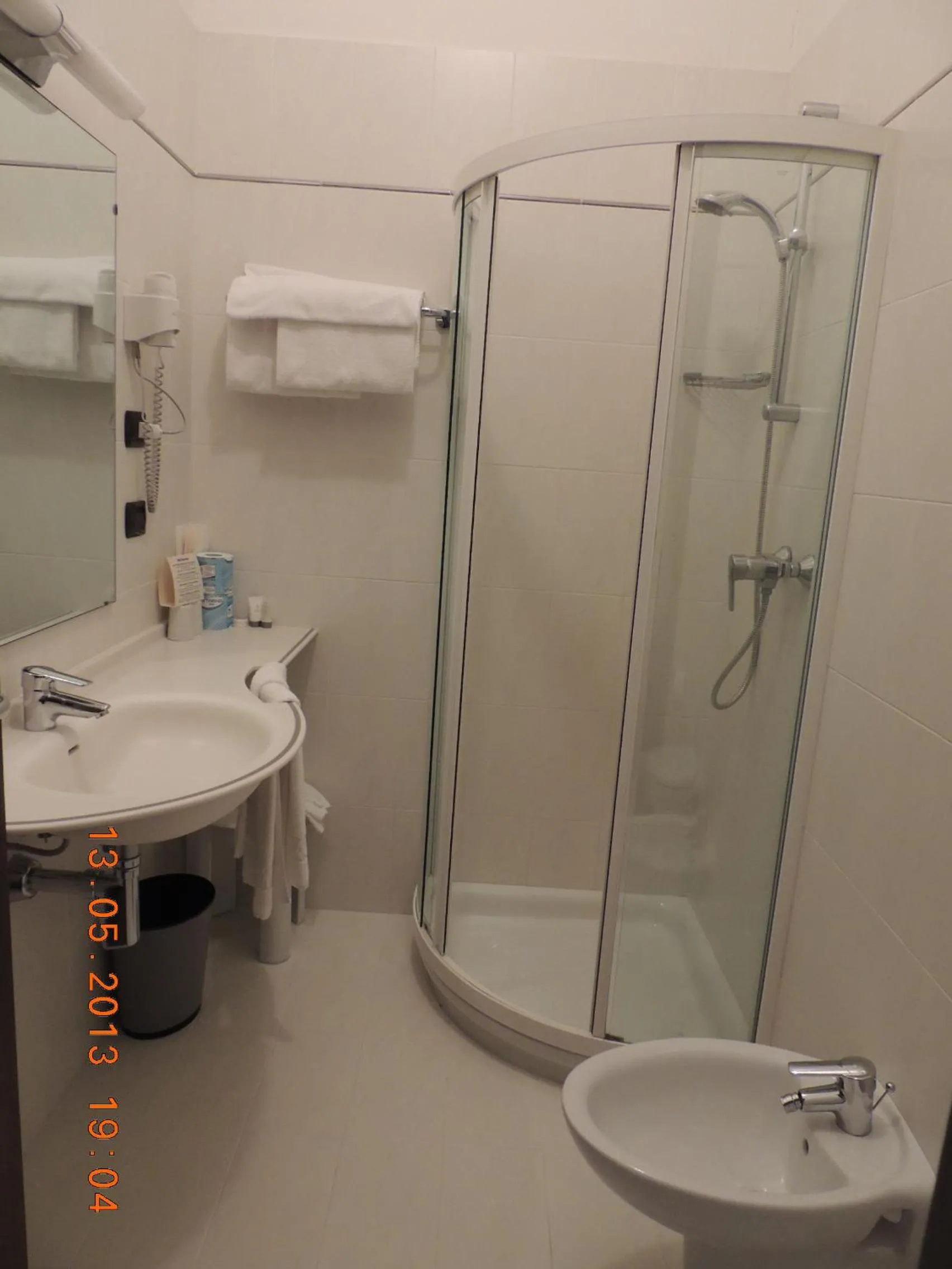 Shower in Hotel Gasparina