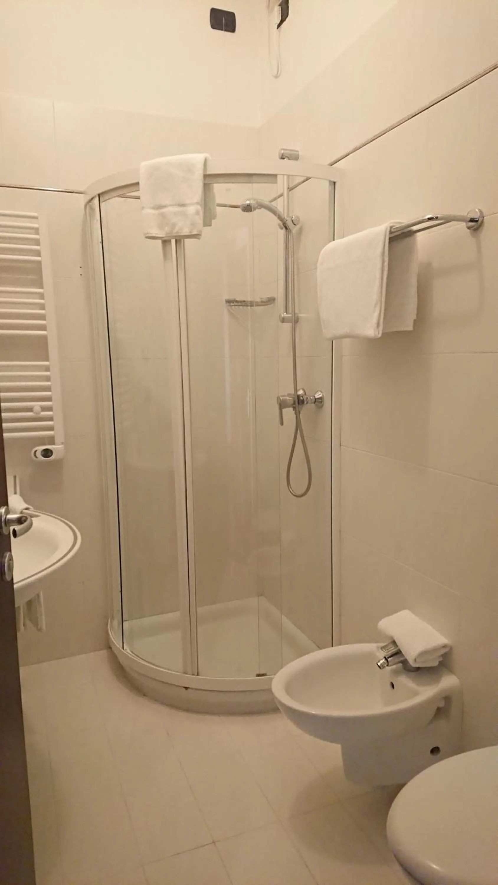 Shower in Hotel Gasparina