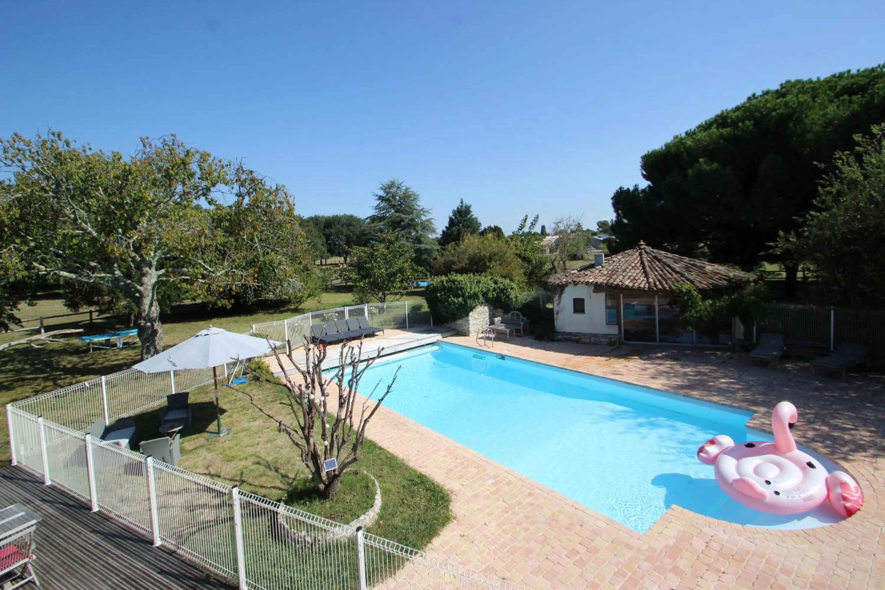 Swimming pool in Domaine du Galon d'Or