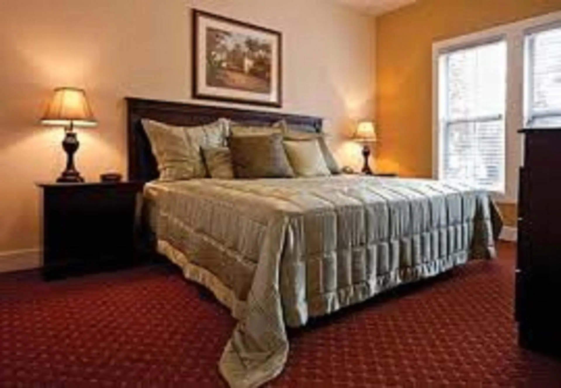 Patio, Bed in King's Creek Resort
