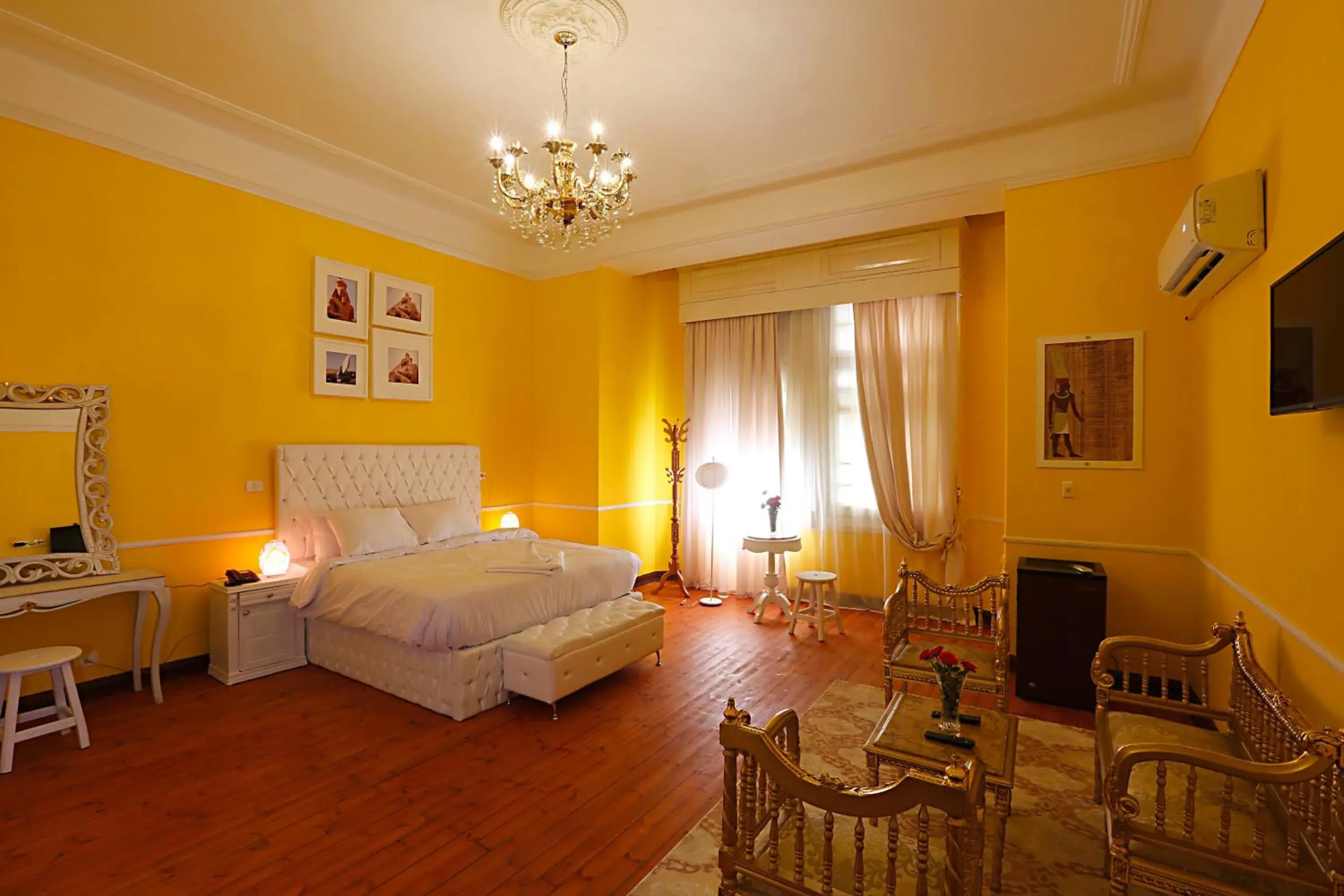 Suite with City View in Tahrir Plaza Suites - Museum View Suite with City View in Tahrir Plaza Suites - Museum View