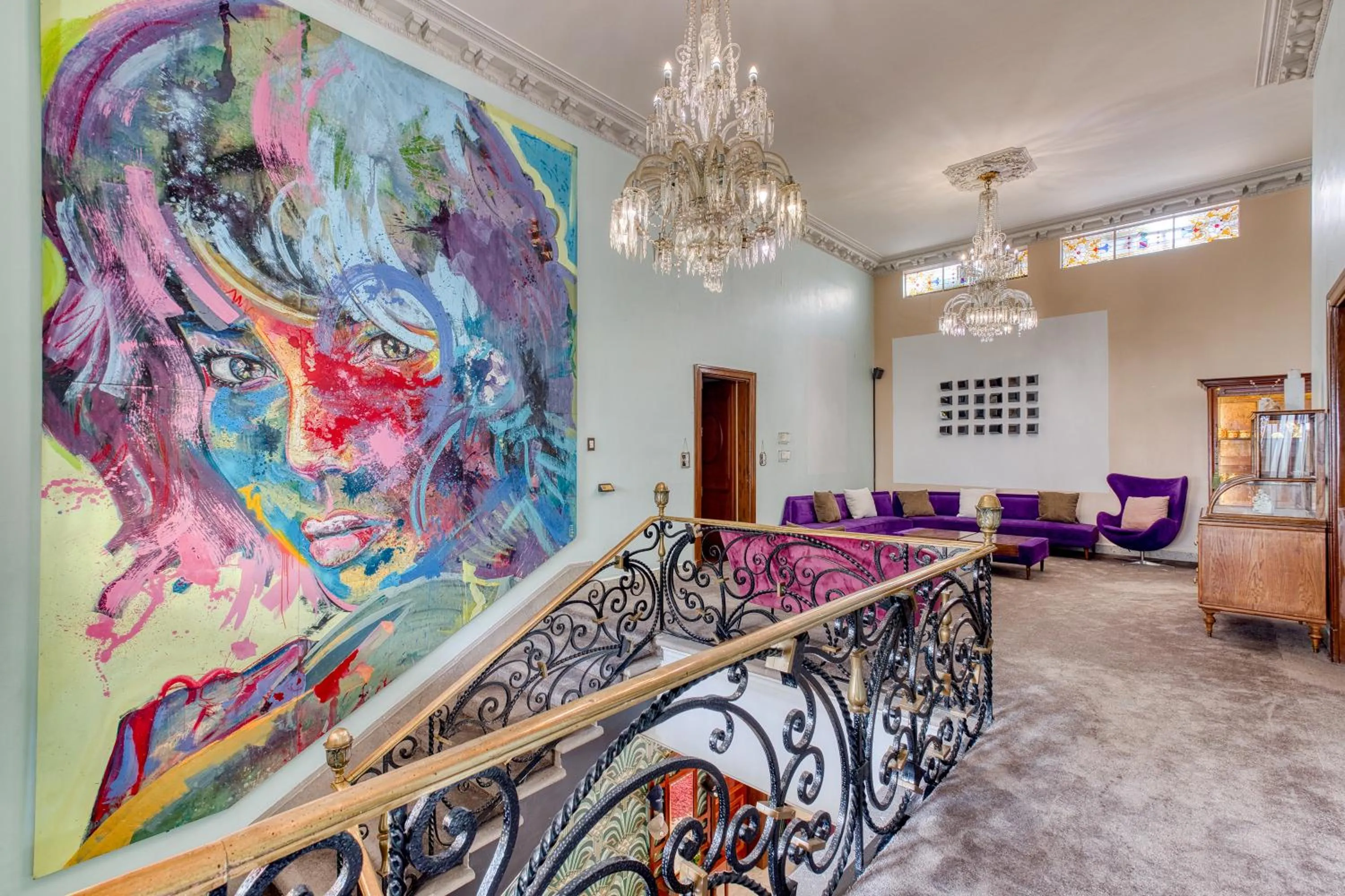 Pug Seal Polanco Anatole France