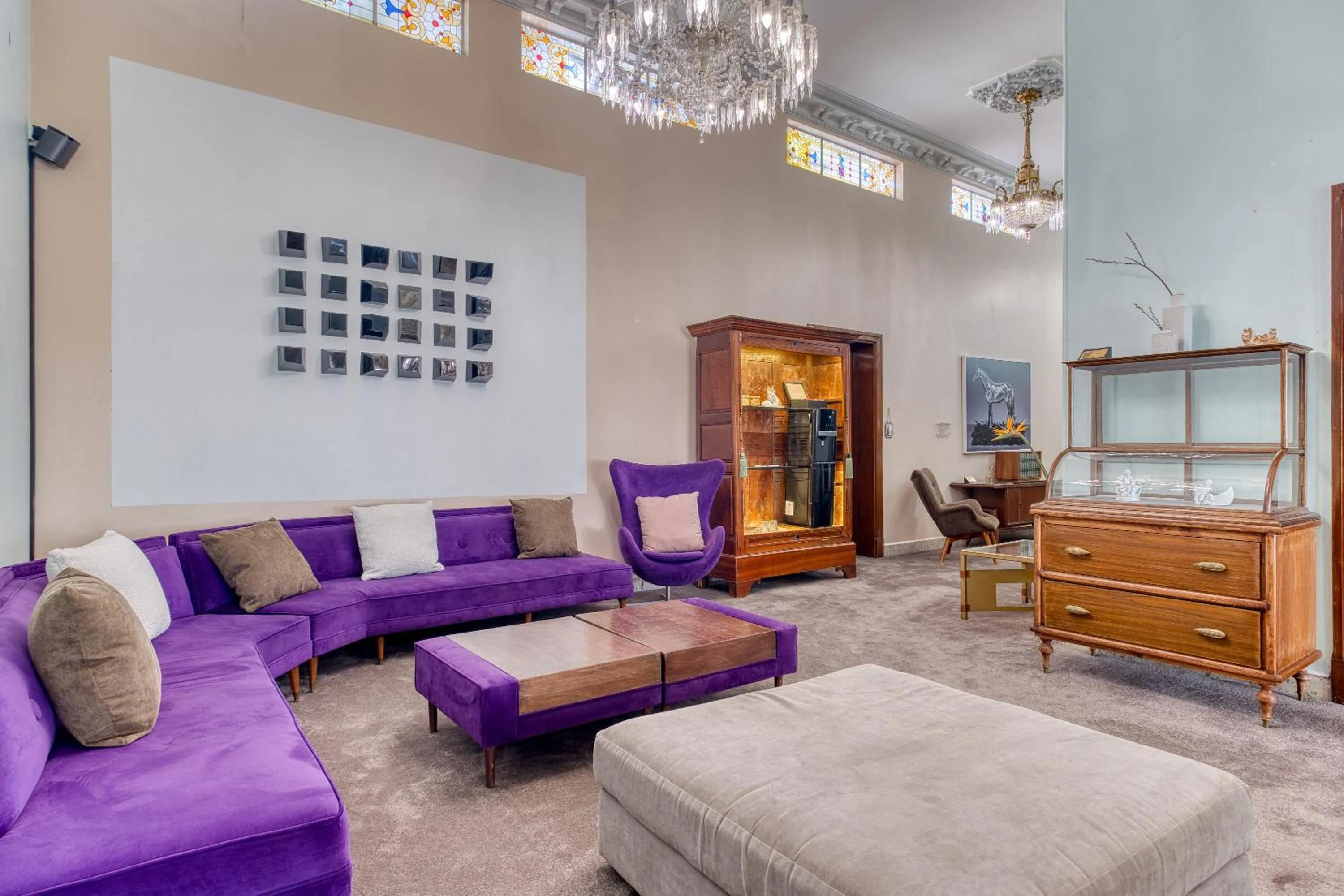 Pug Seal Polanco Anatole France