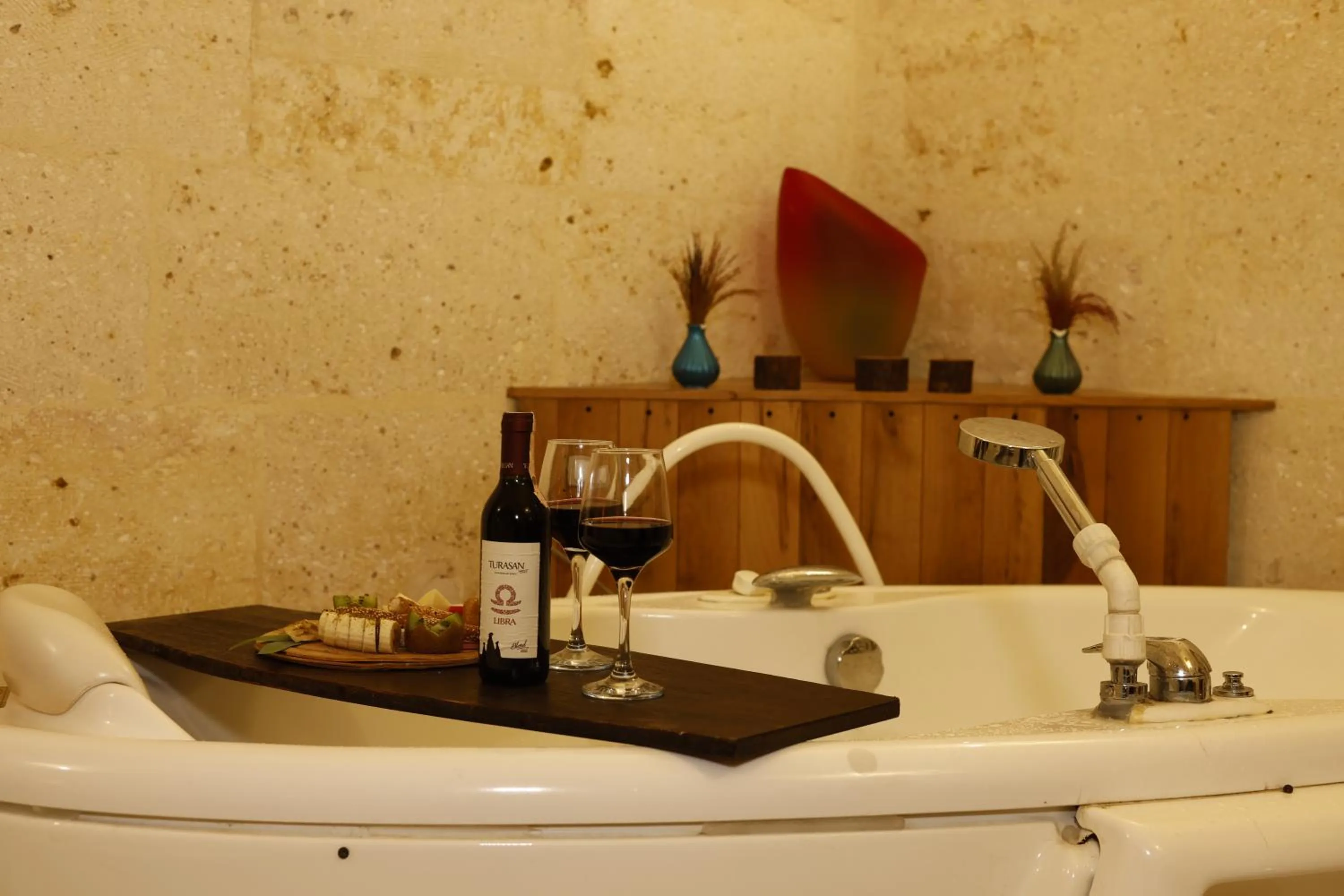 Bathroom in Anatelein Cave Hotel