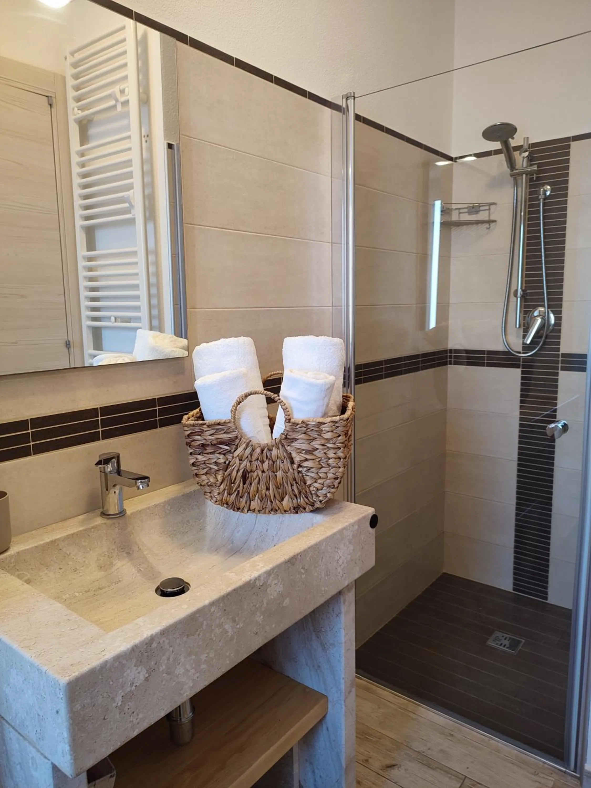 Shower in B&B Fradama' Holiday