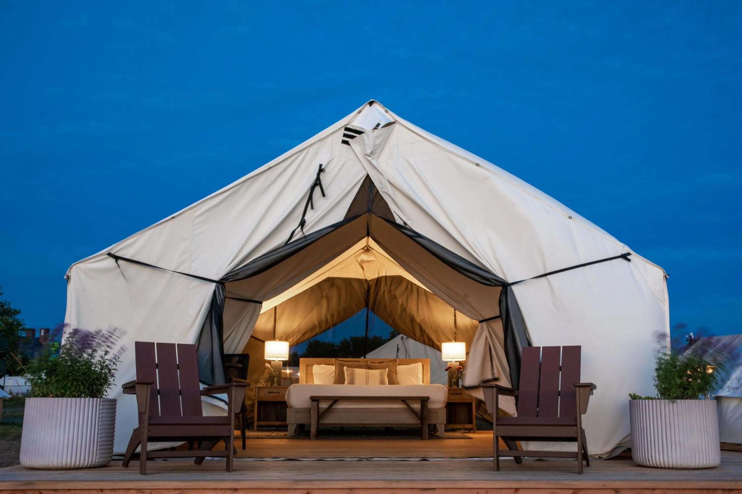Journey King Tent in Collective Retreats Governors Island