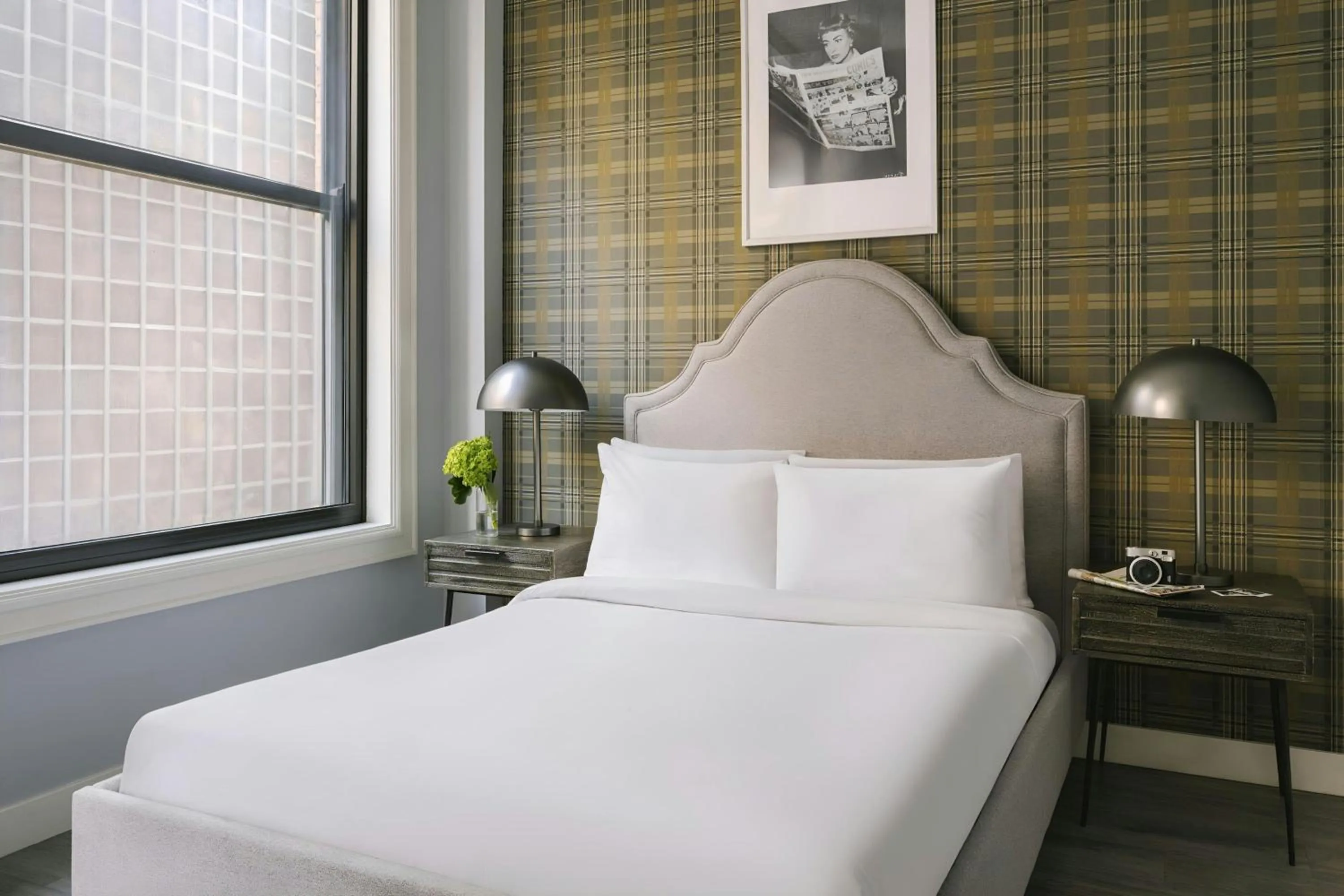 Bedroom, Bed in Sonder by Marriott Bonvoy The Plymouth Apartments Loop