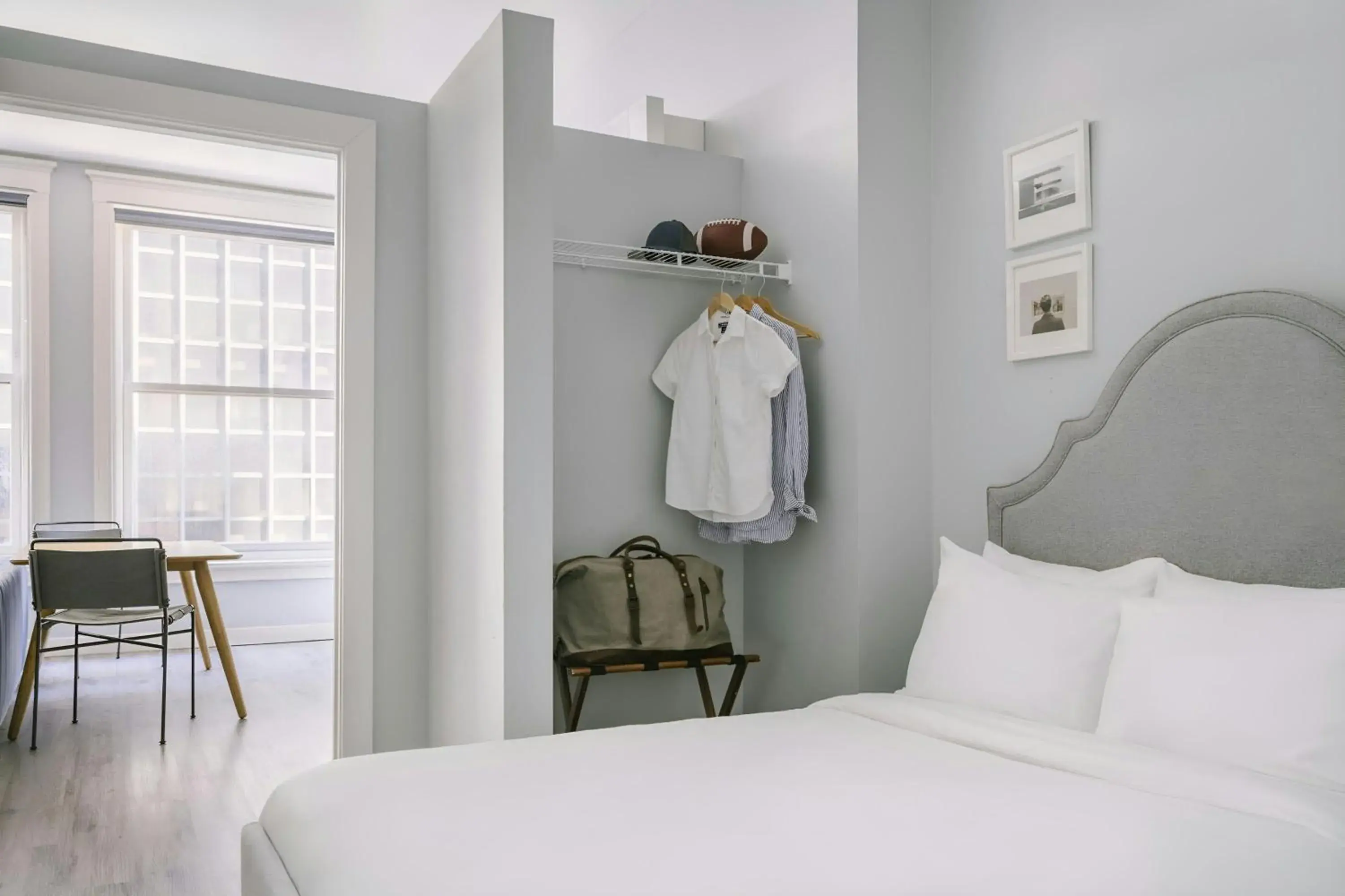 Three-Bedroom Superior Apartment in Sonder by Marriott Bonvoy The Plymouth Apartments Loop Three-Bedroom Superior Apartment in Sonder by Marriott Bonvoy The Plymouth Apartments Loop