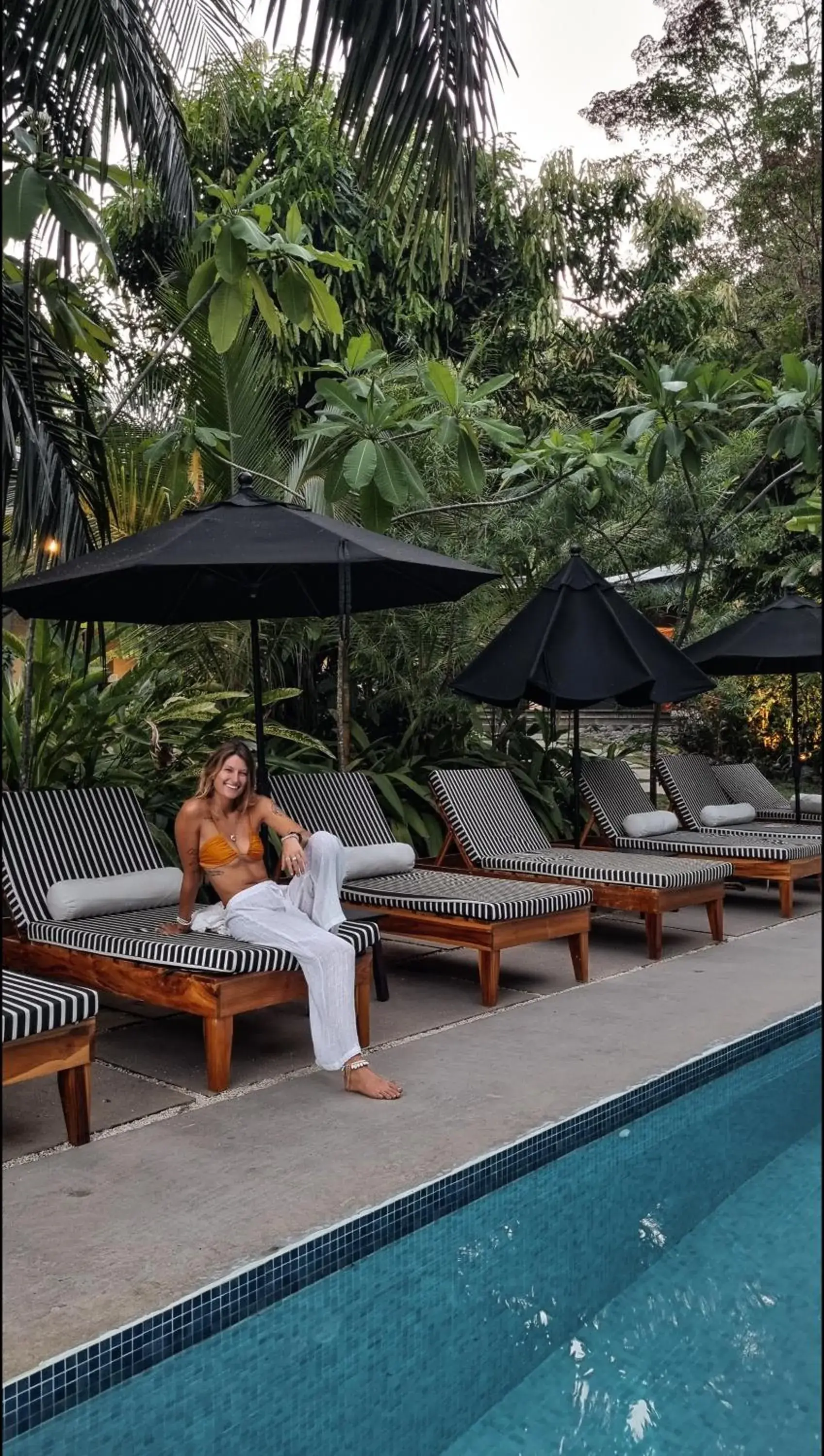 Swimming pool in Hotel Nya Swimming pool in Hotel Nya