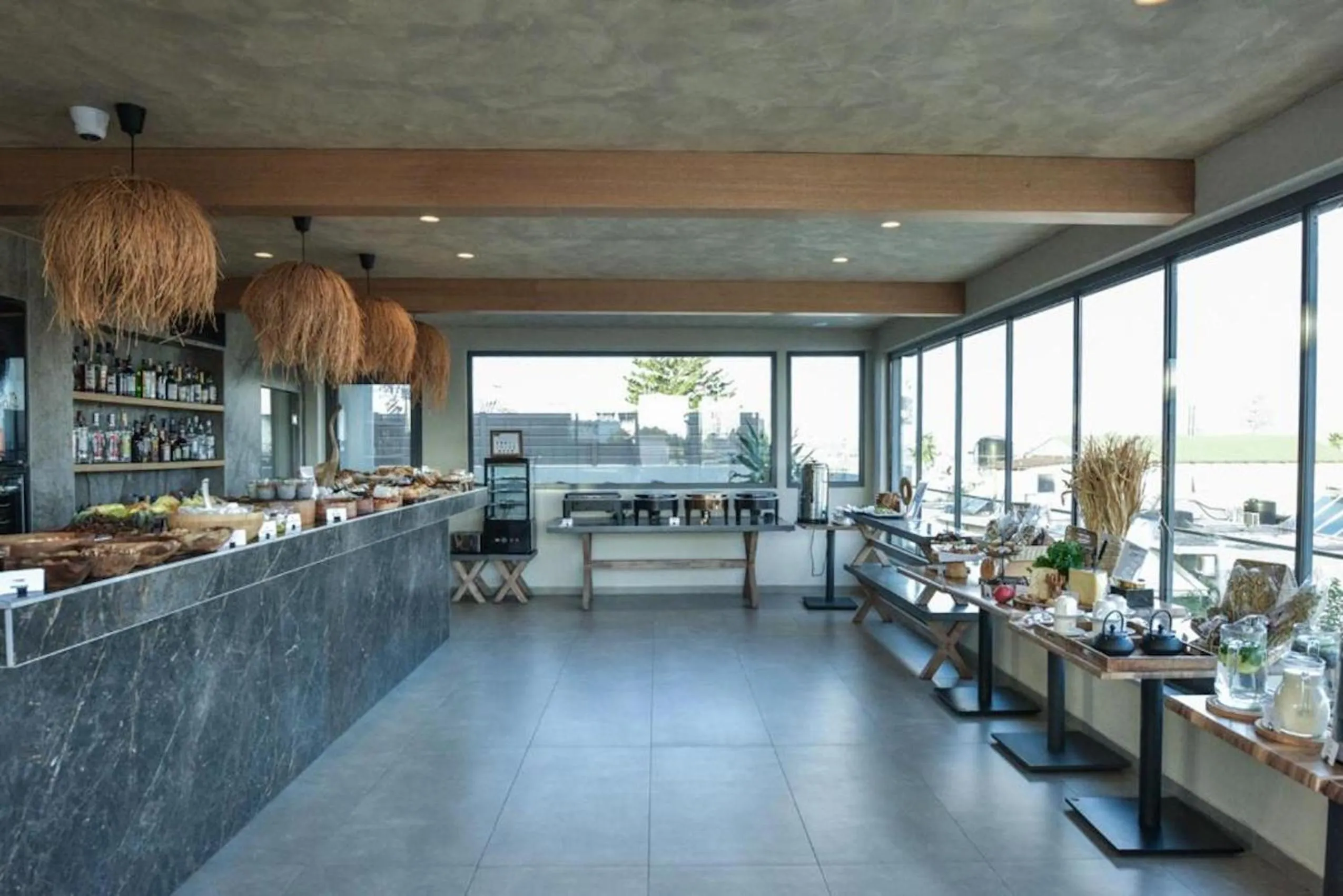 Restaurant/places to eat in Evexia Boutique Hotel & Spa