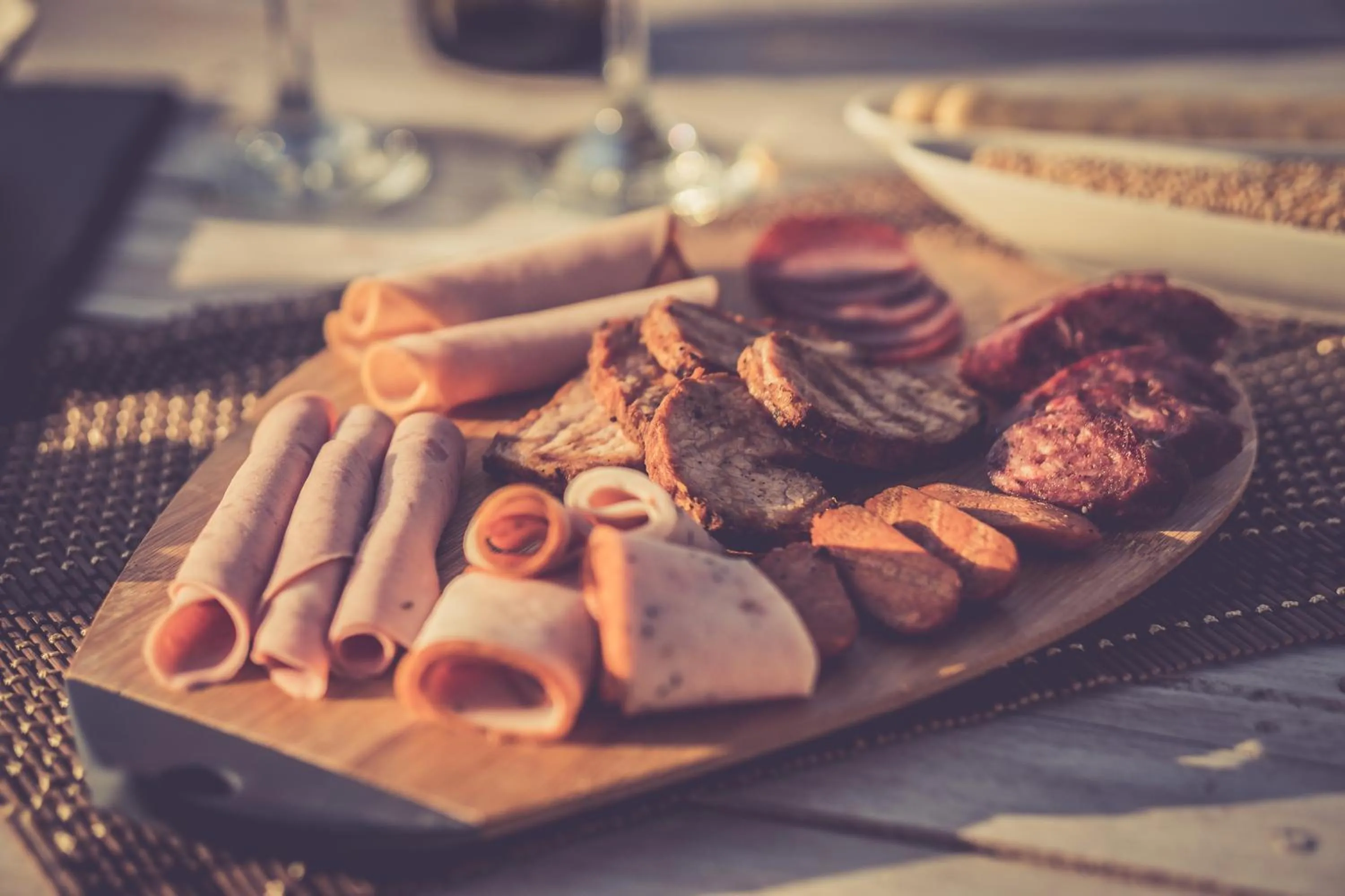 Restaurant/places to eat in Seagull Hotel and Apartments