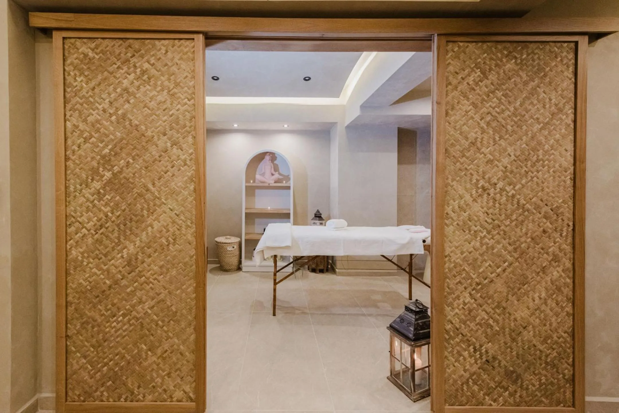 Massage in Evexia Boutique Hotel & Spa