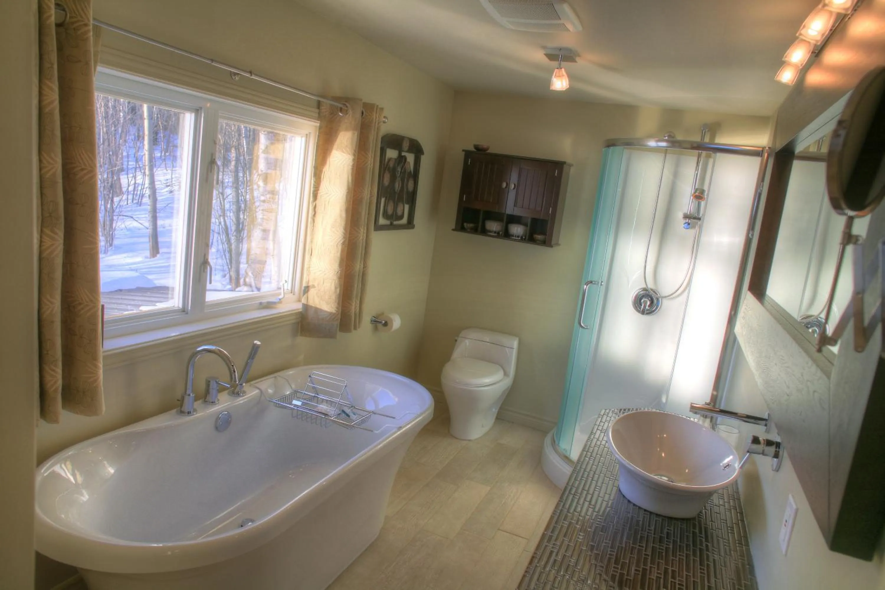 Bathroom in Auberge des Eaux Vives