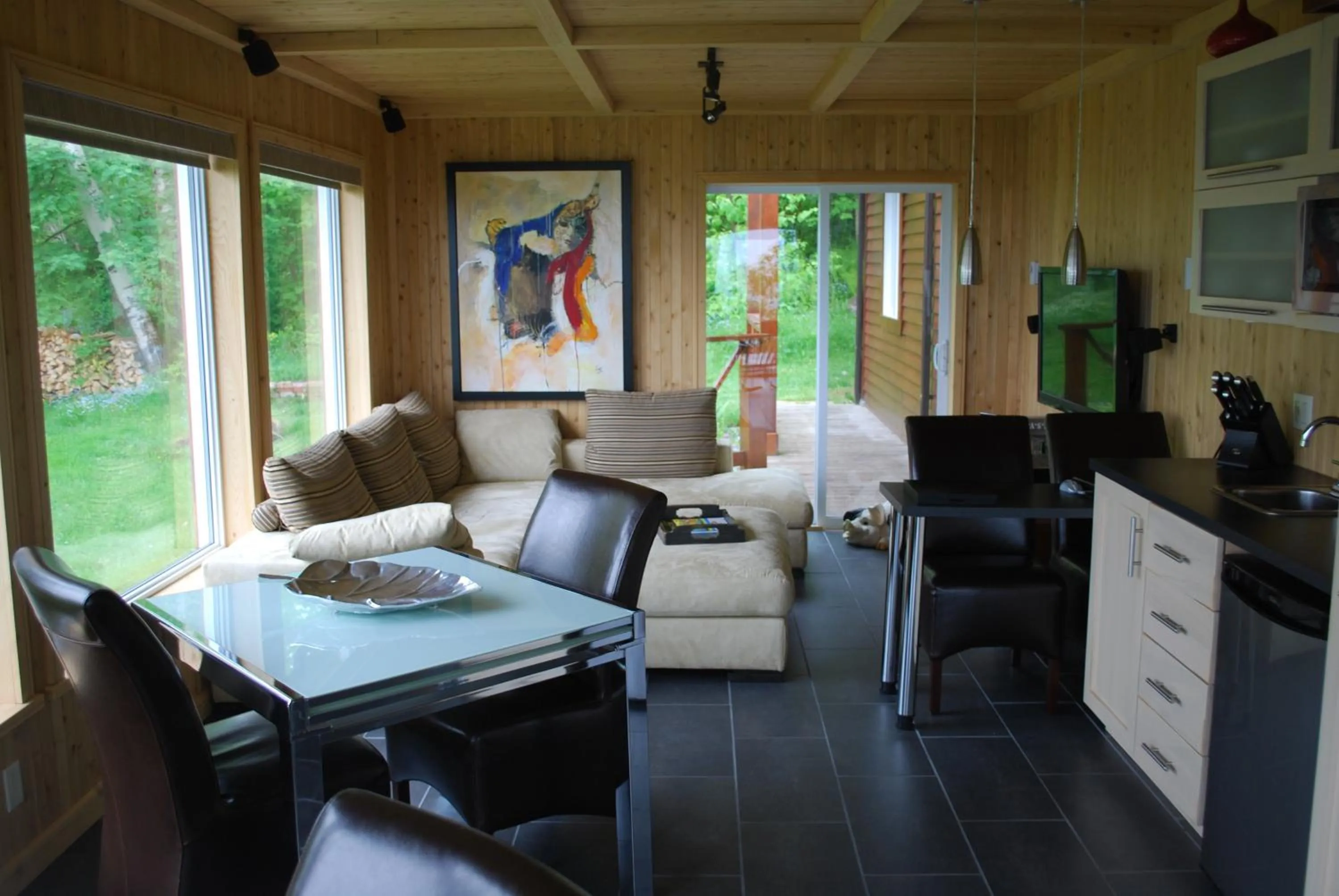 Photo of the whole room in Auberge des Eaux Vives