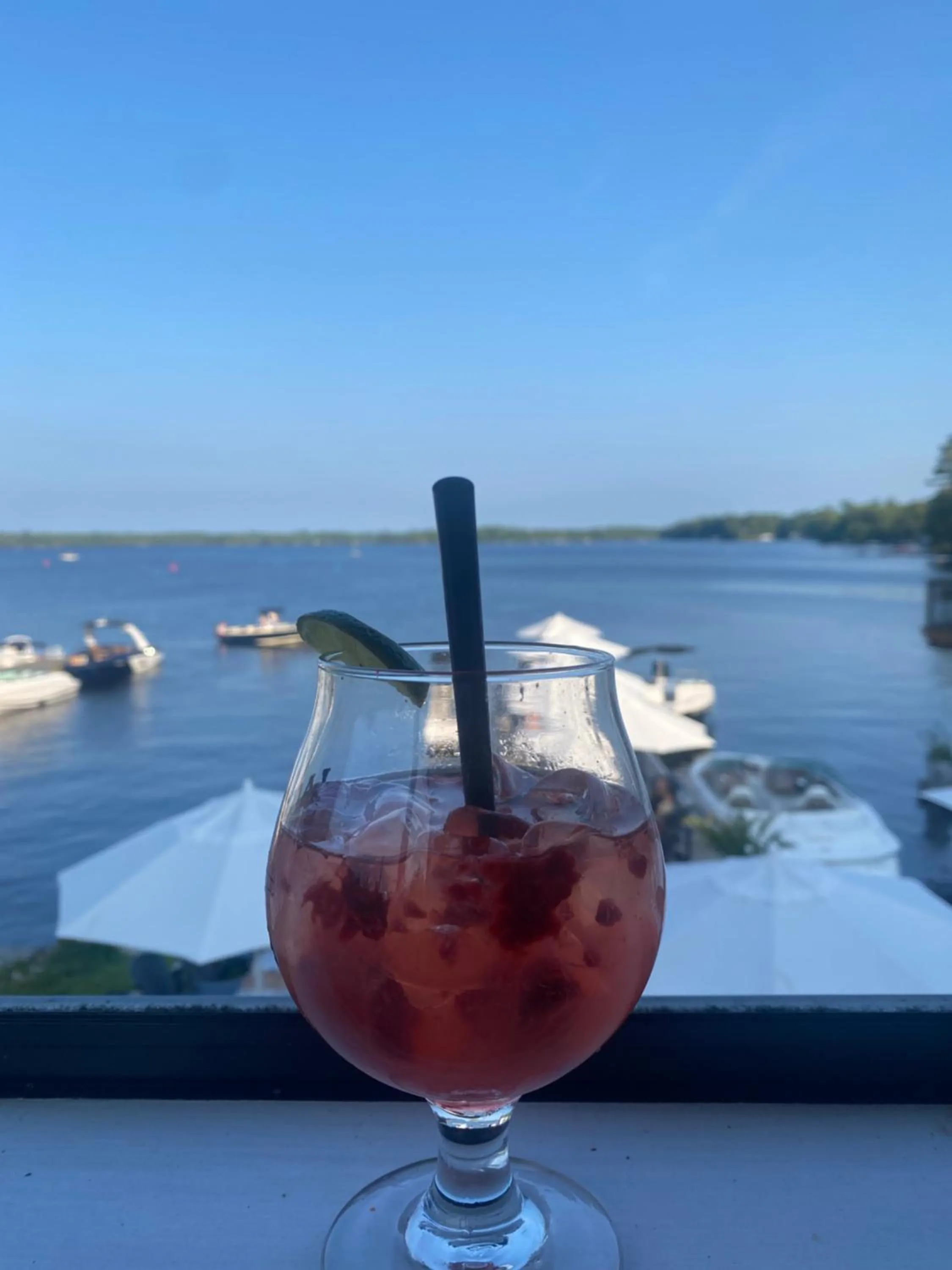 Restaurant/places to eat in Blue Spruce Bed and Breakfast Muskoka