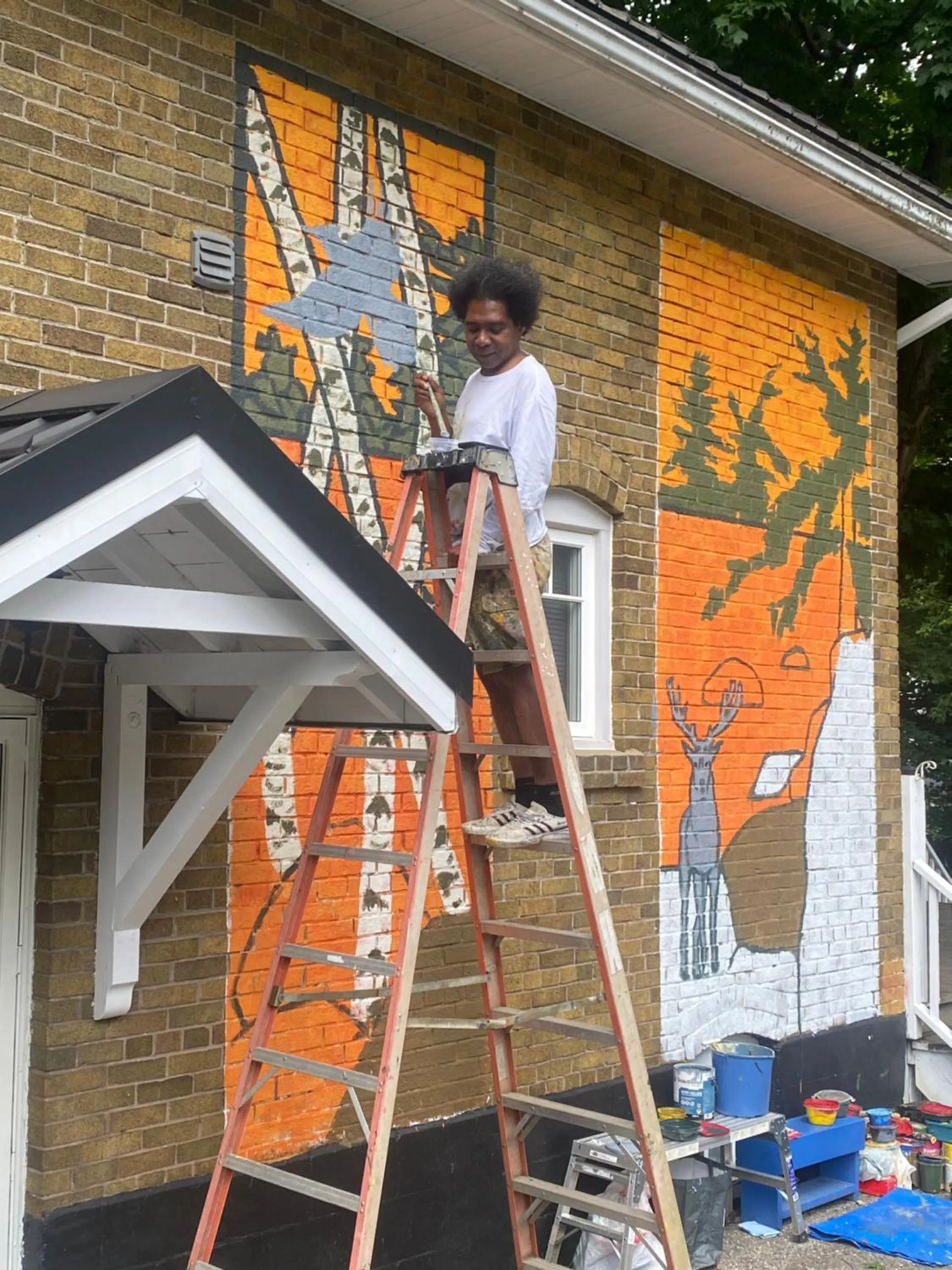 Property building in Blue Spruce Bed and Breakfast Muskoka