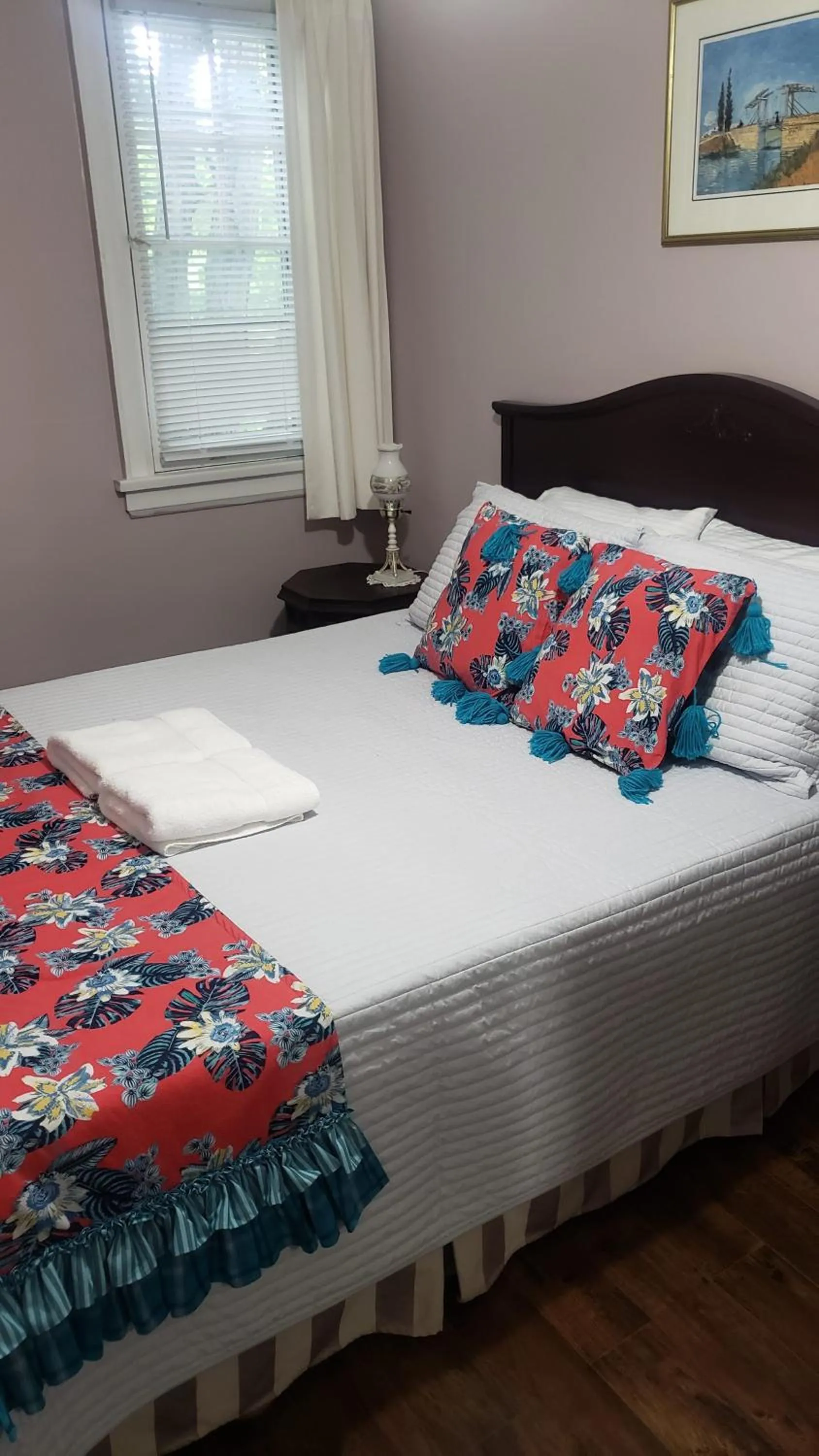 Bed in Blue Spruce Bed and Breakfast Muskoka