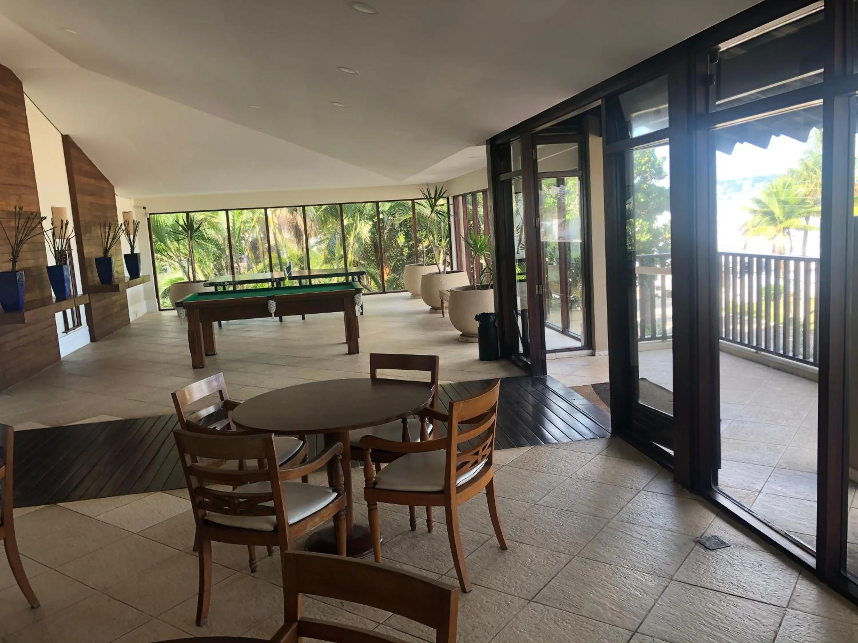 Game Room in Residências Garcez - Pantai Enseada - Vista Mar