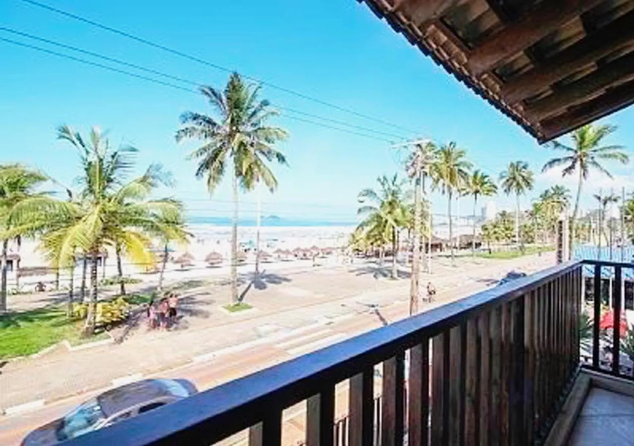 Balcony/Terrace in Residências Garcez - Pantai Enseada - Vista Mar