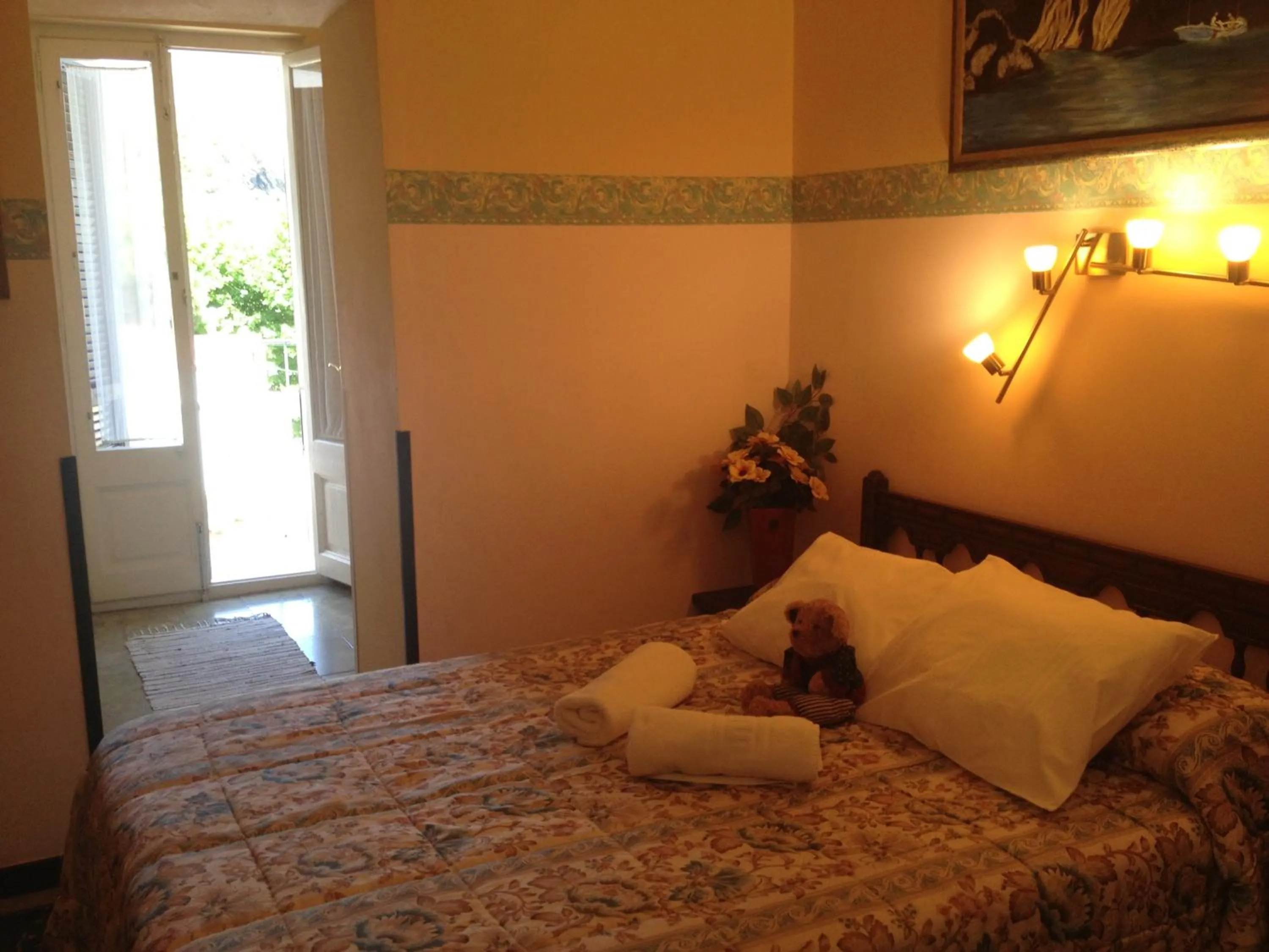Bed in Hotel Comodoro